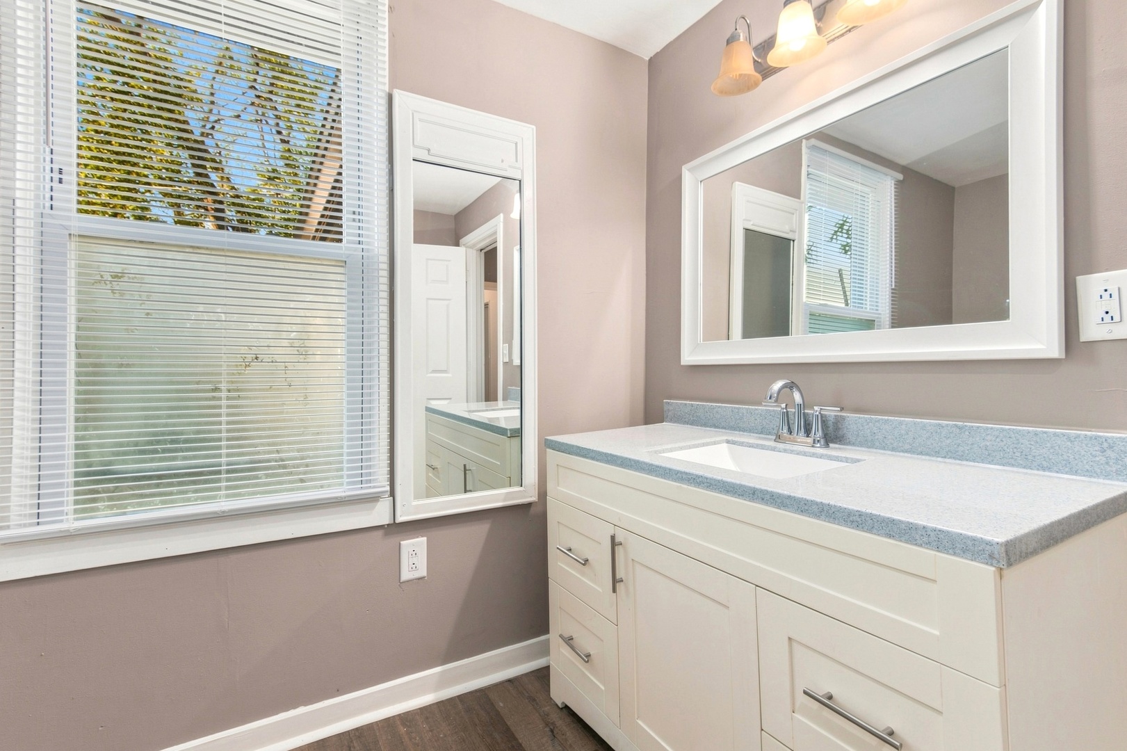 181 Montgomery Road Property Photo 11