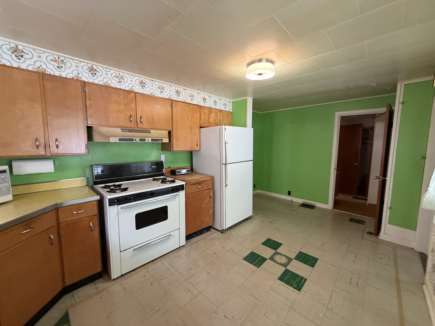 203 E Market Street Property Photo 15