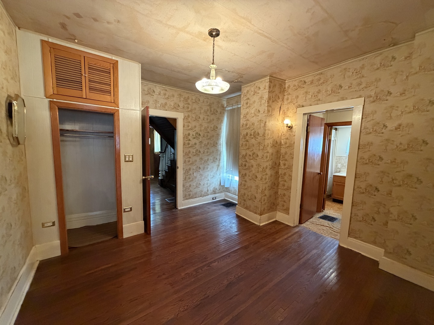 203 E Market Street Property Photo 16