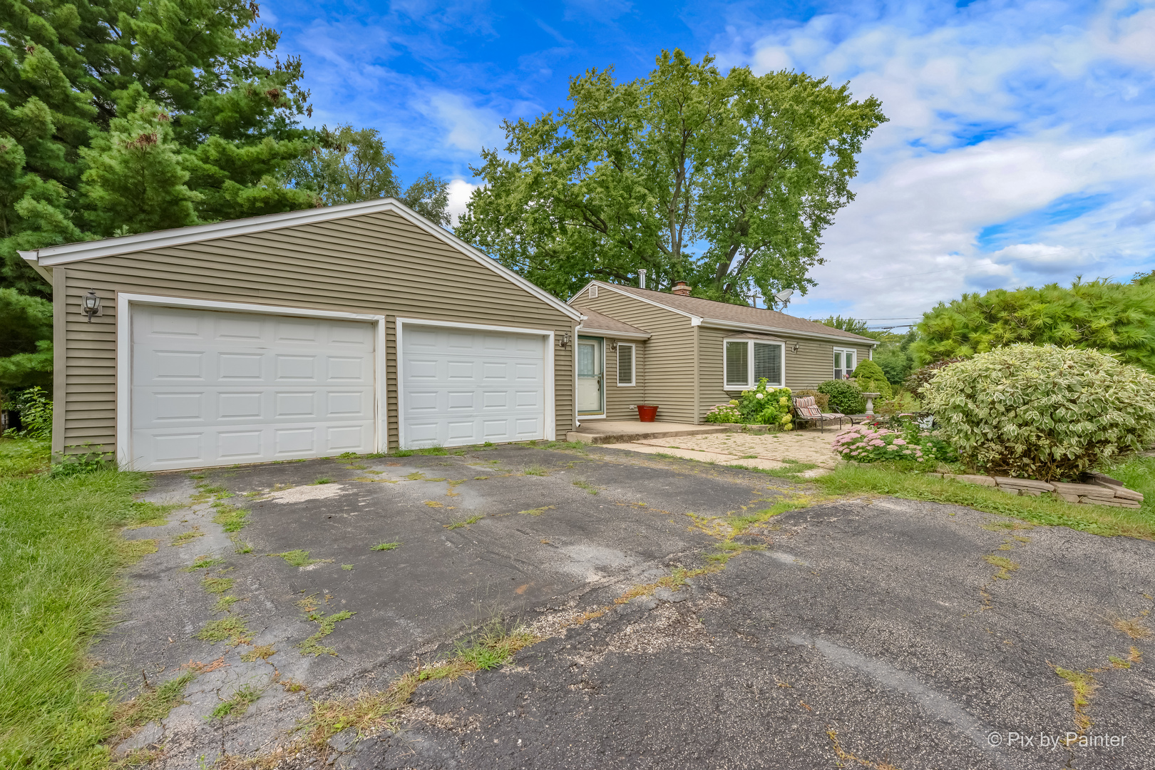 6301 Robert Road Property Photo 2