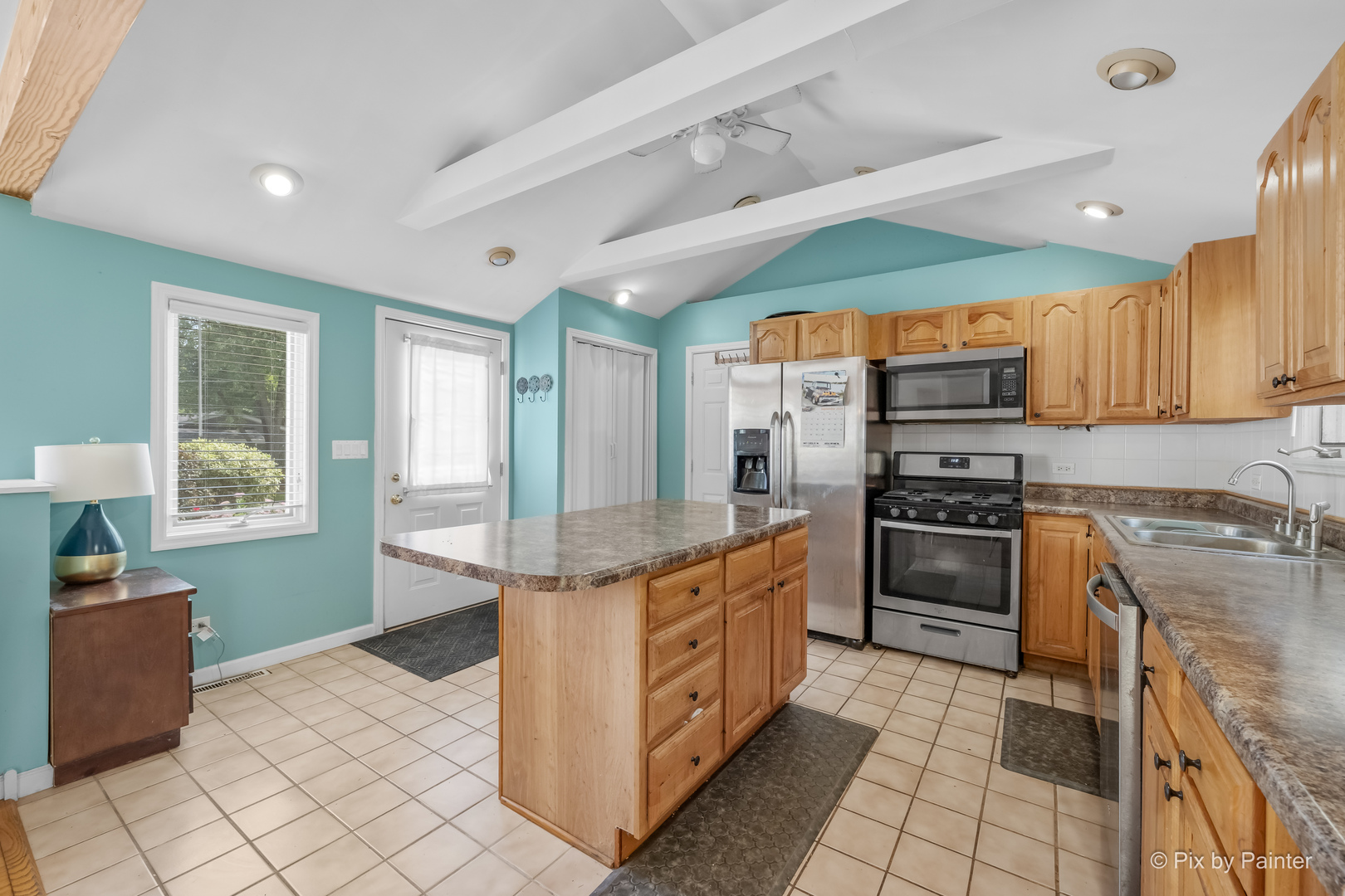 6301 Robert Road Property Photo 5