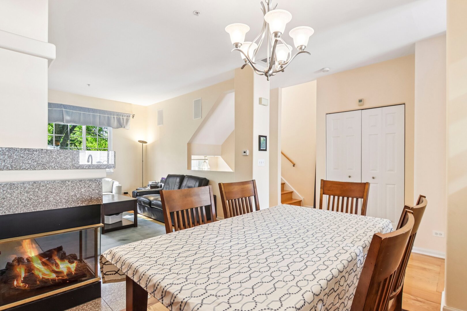 12753811 Property Photo 11