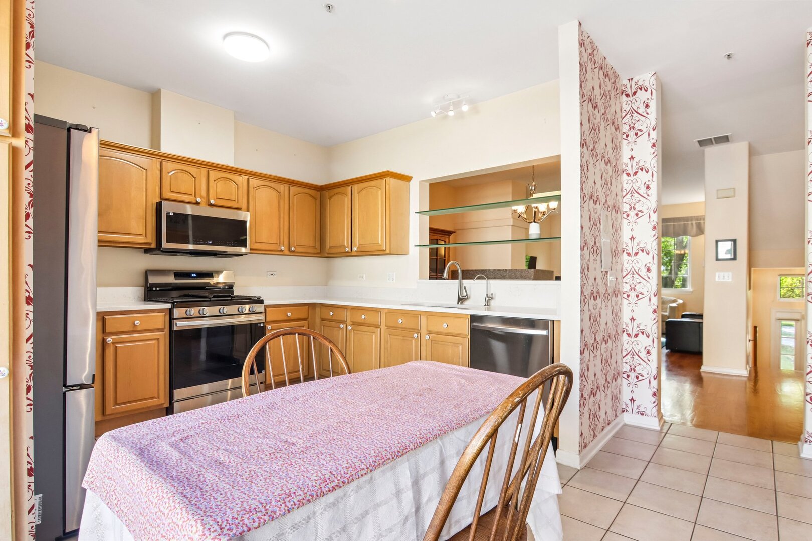 12753811 Property Photo 13