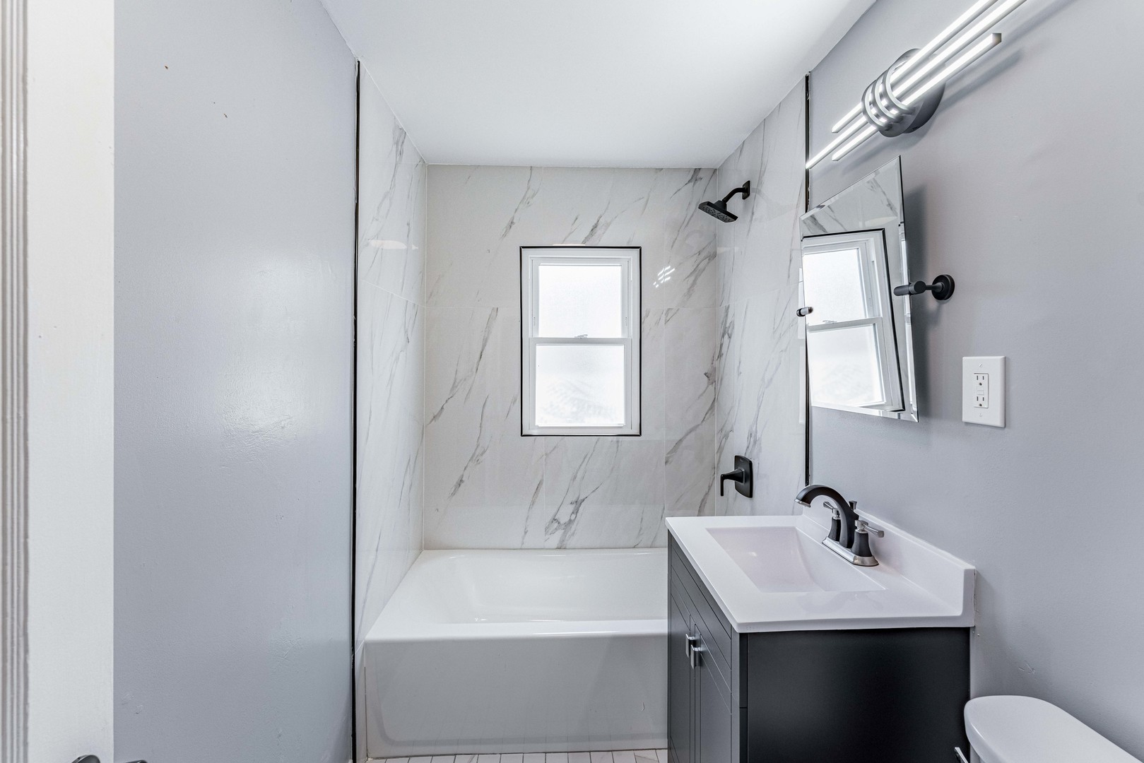 6106 S California Avenue Property Photo 18