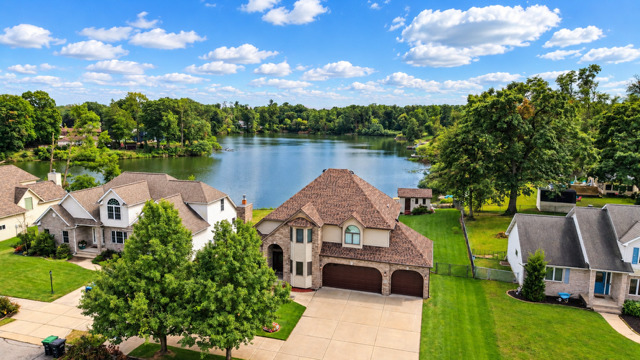 6797 Lakeshore Drive Property Photo 11