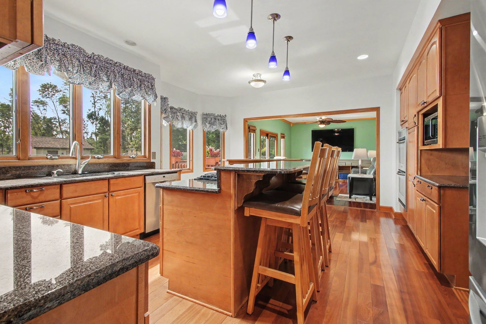 6797 Lakeshore Drive Property Photo 24