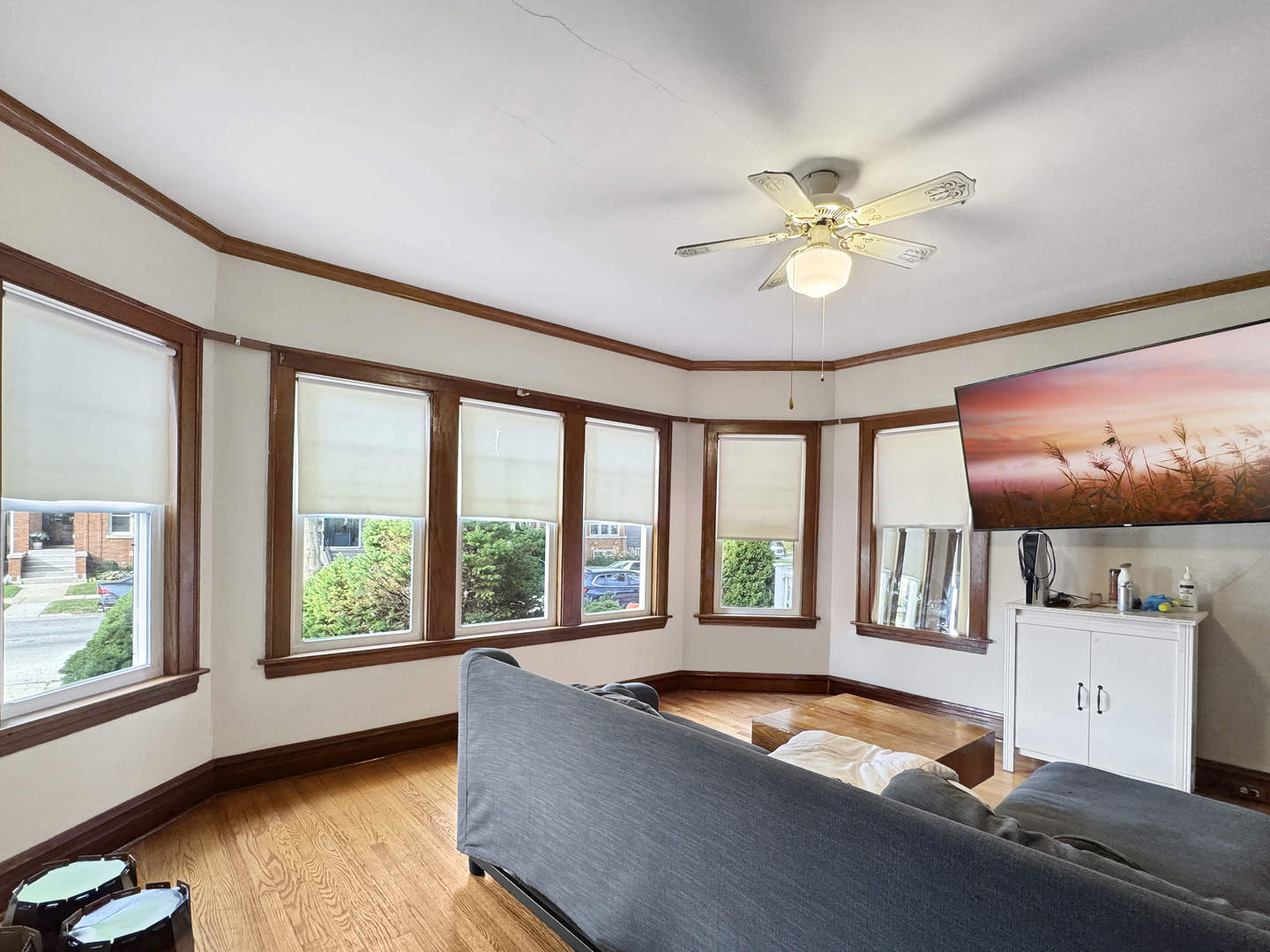 6213 W Eddy Street Property Photo 2
