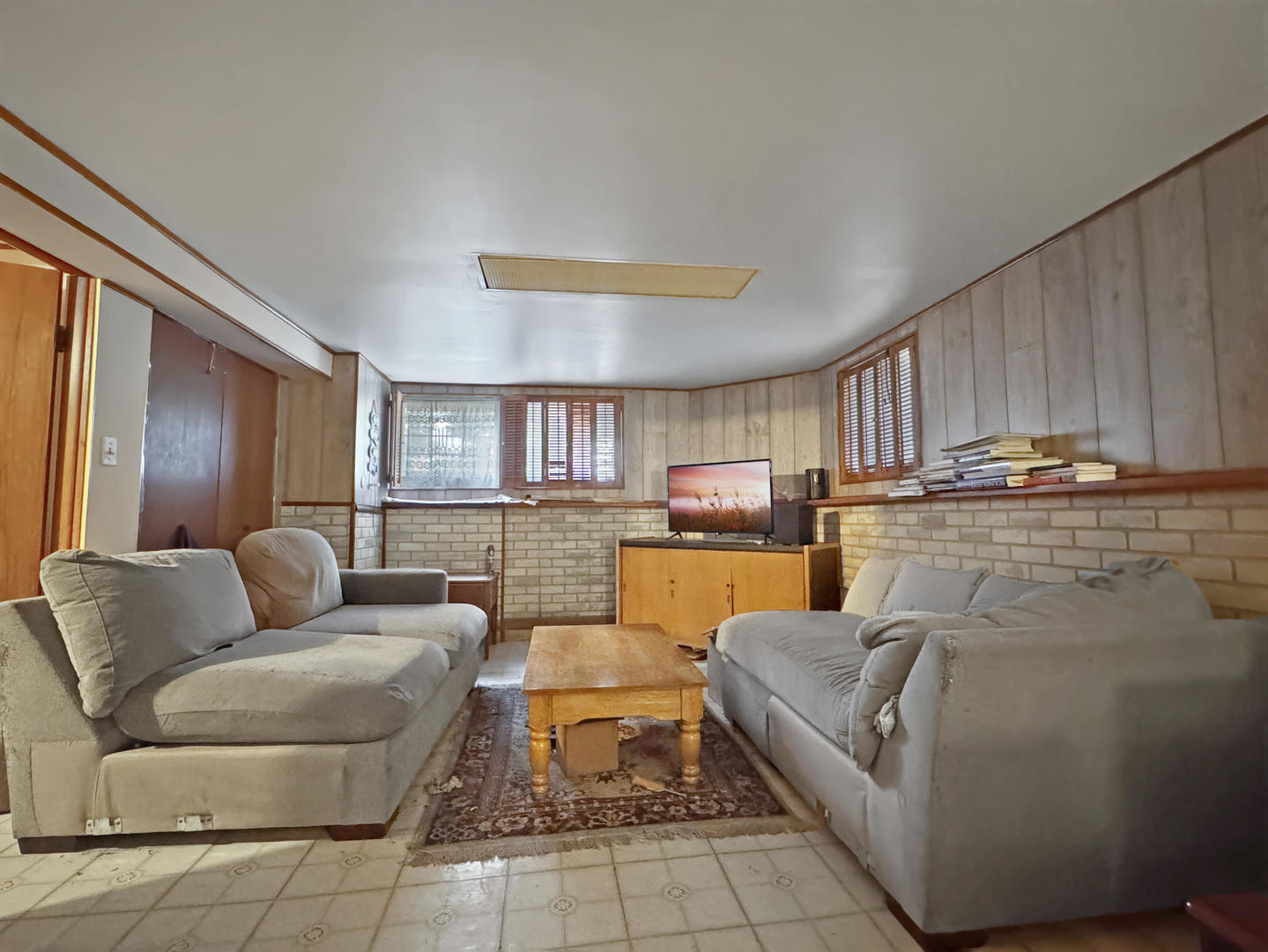 6213 W Eddy Street Property Photo 17
