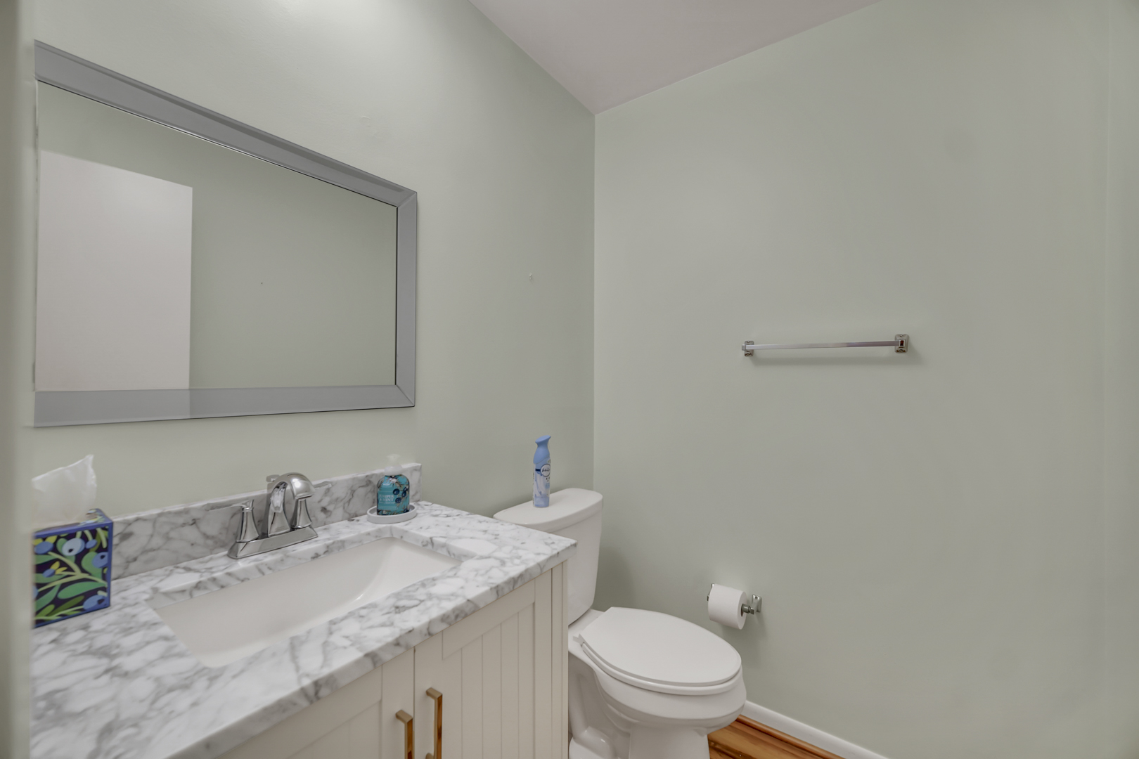 640 Burgundy Court D Property Photo 11