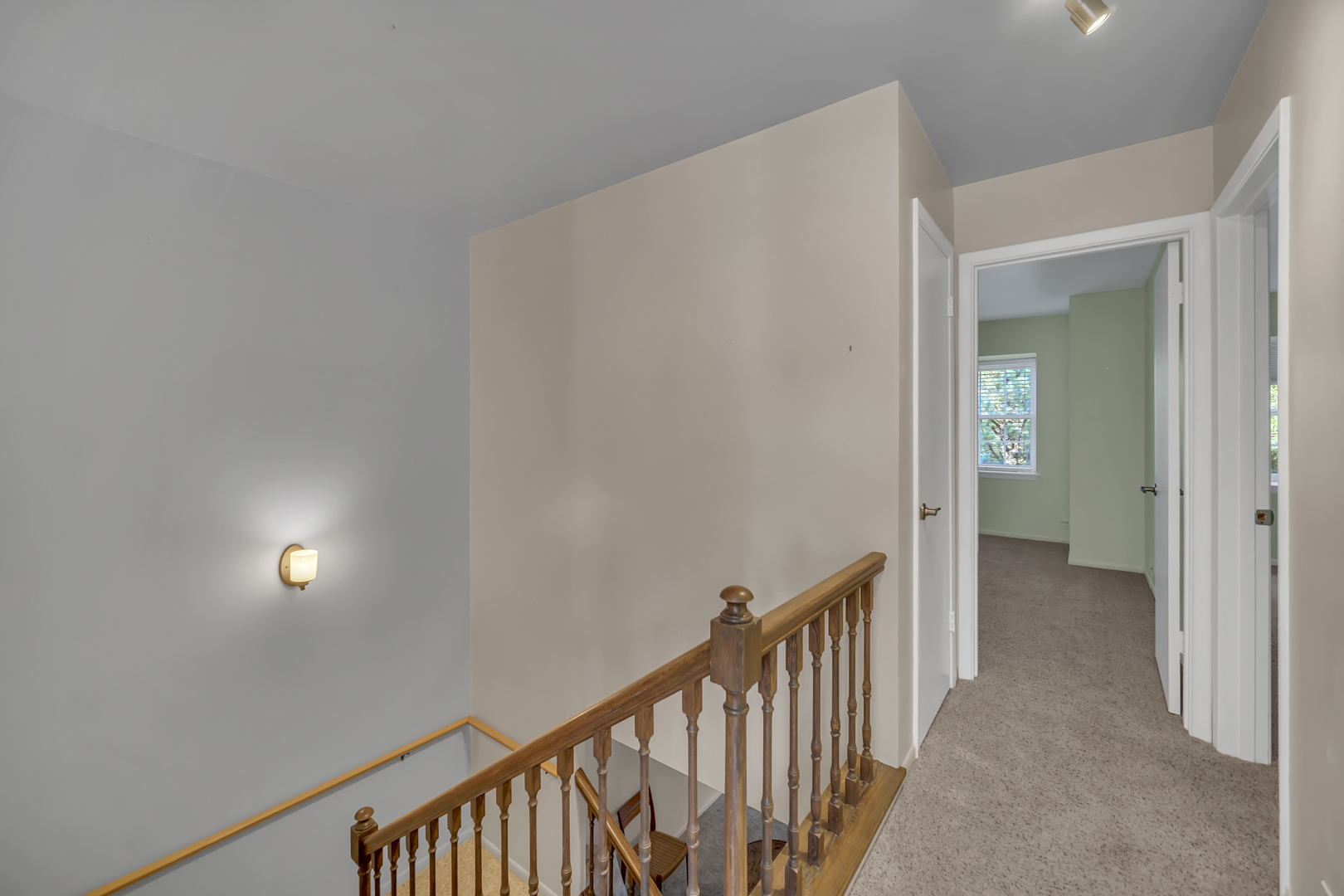 640 Burgundy Court D Property Photo 12
