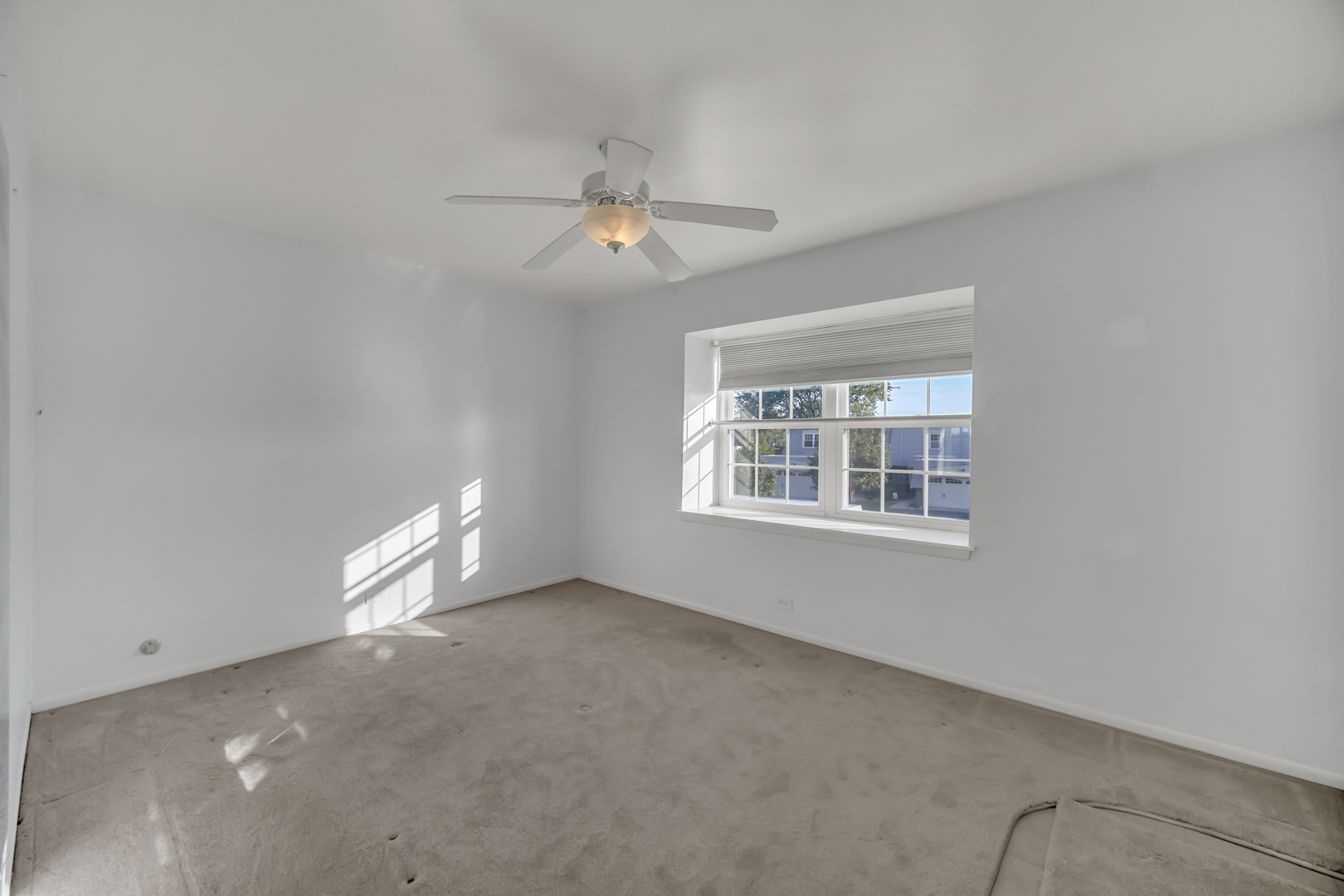 640 Burgundy Court D Property Photo 15