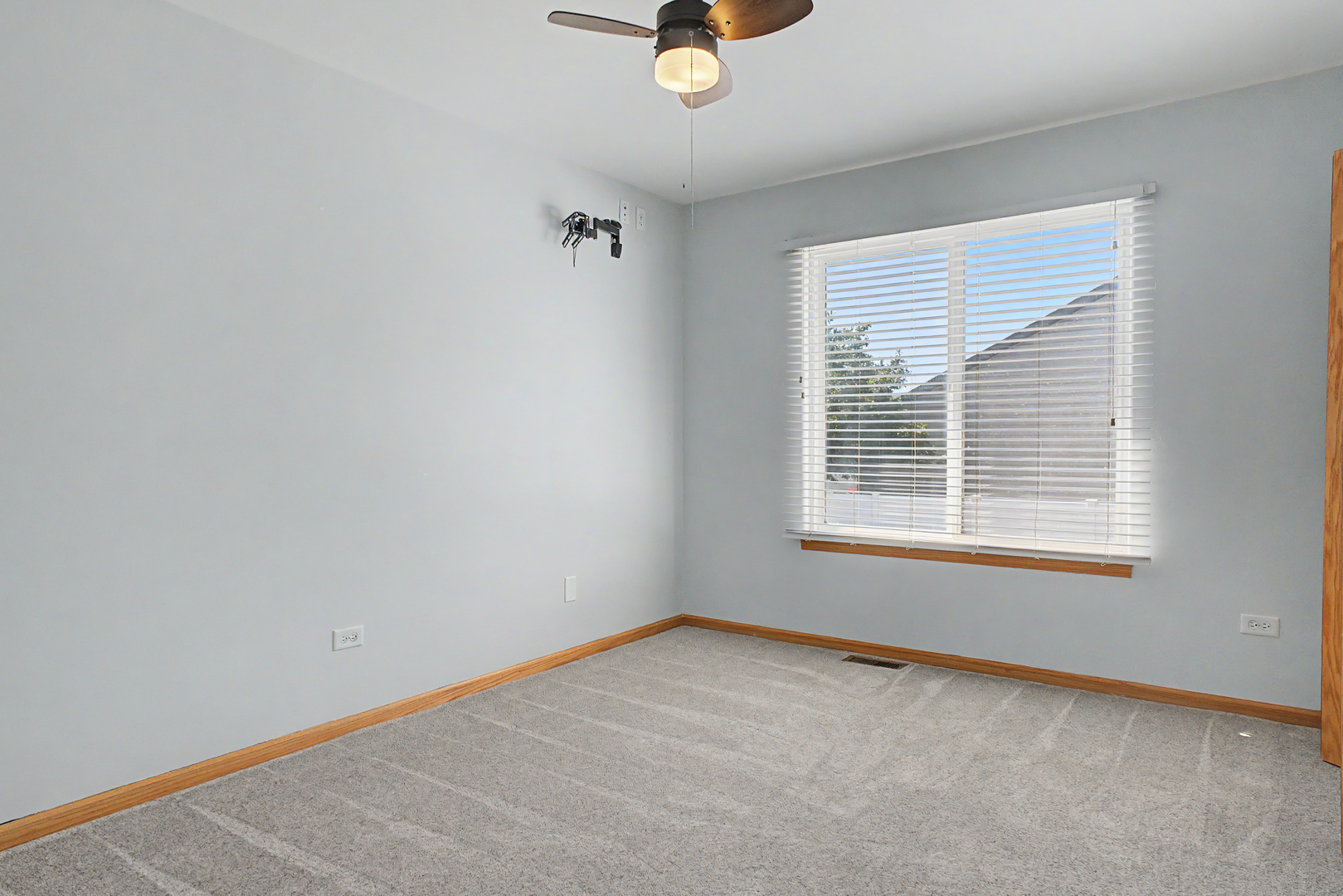 1717 Parkside Drive Property Photo 16