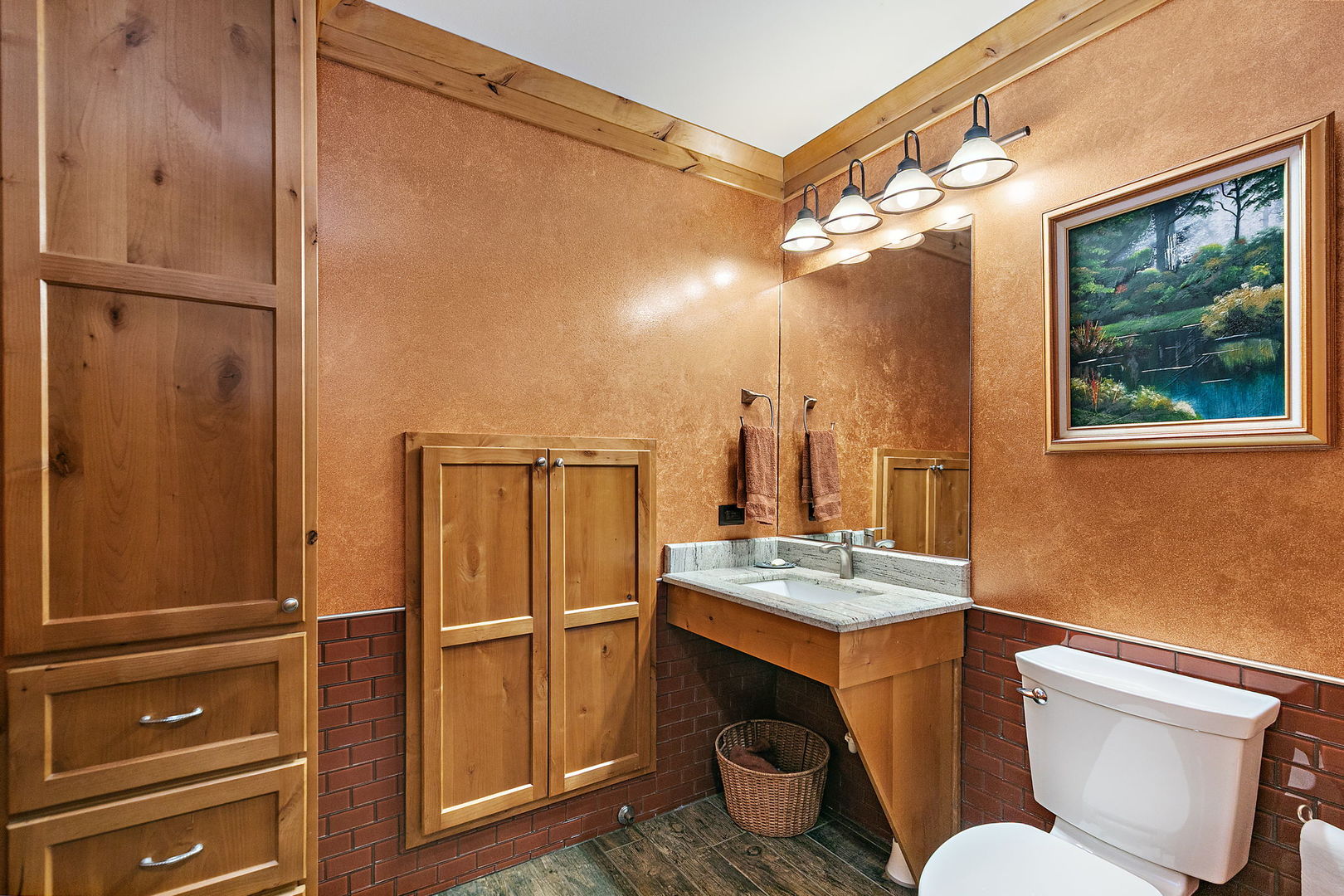 370 E Prairie Street 13 Property Photo 7