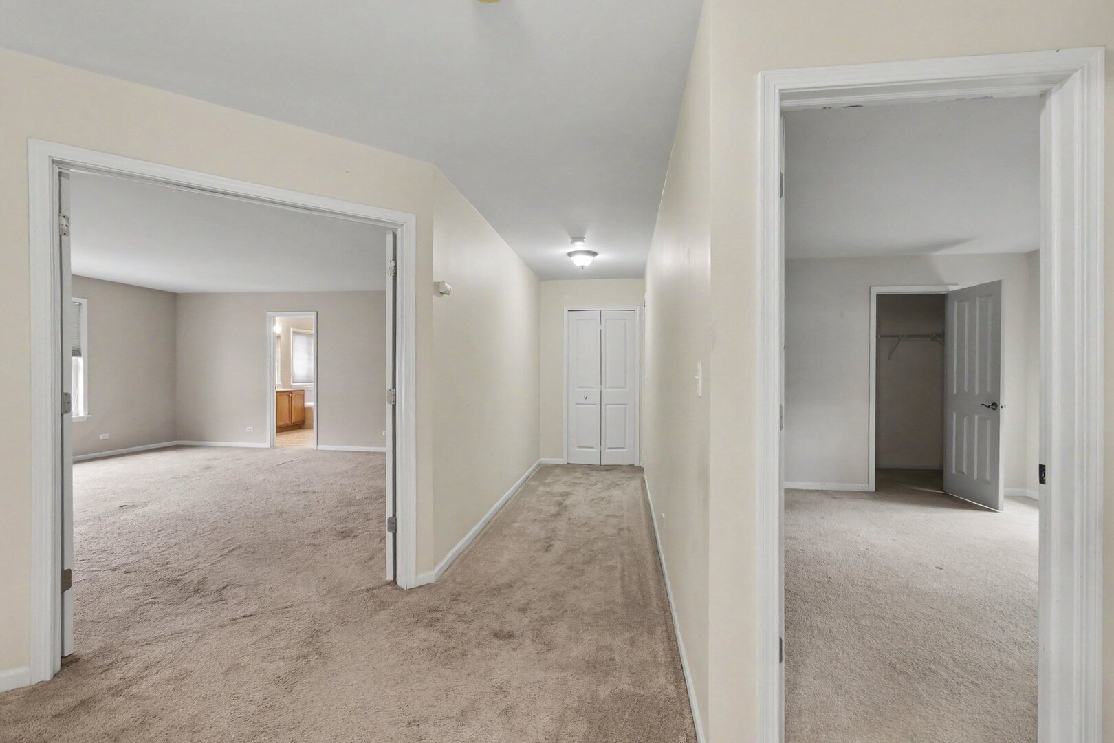 1530 S Lancaster Lane Property Photo 15
