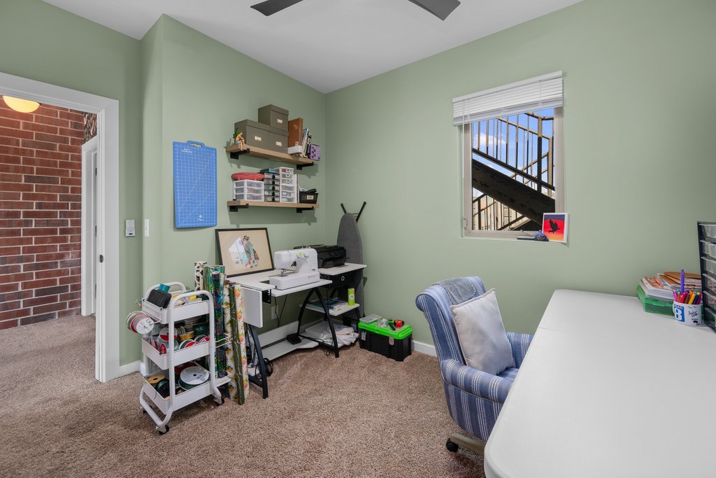 1605 2nd Avenue 9 Property Photo 14