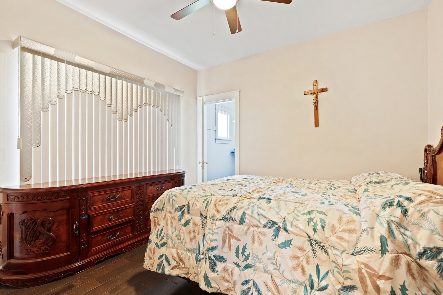 809 Moran Street Property Photo 8