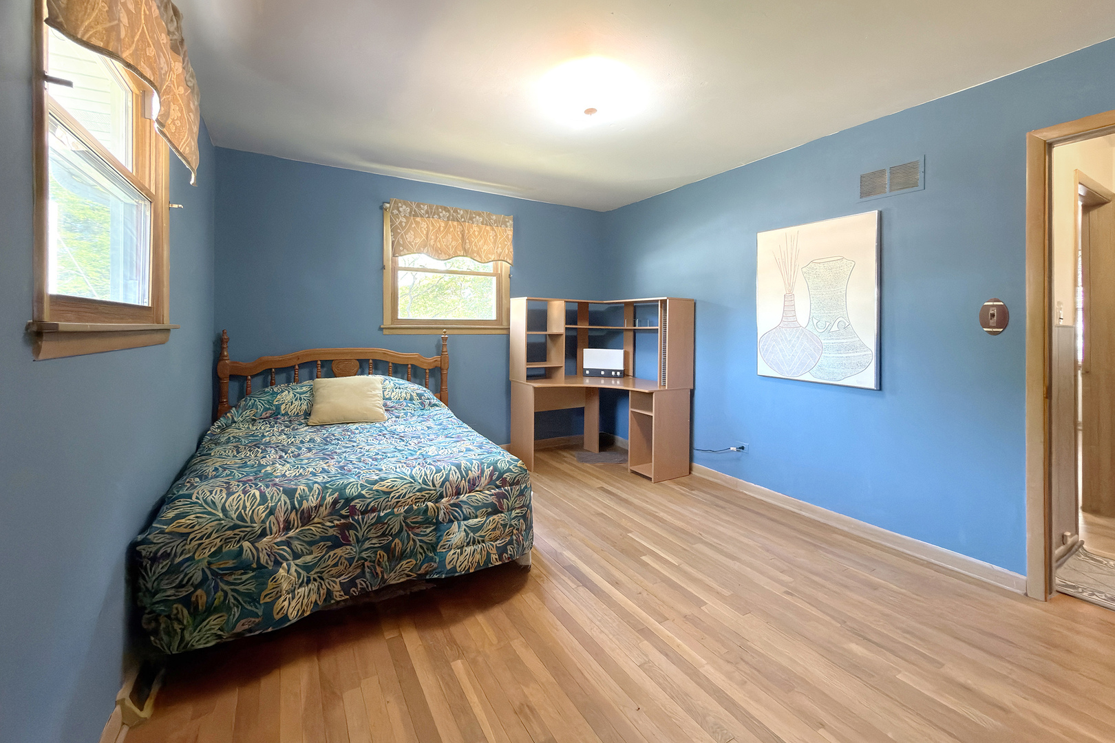 2022 E Woodview Drive Property Photo 30