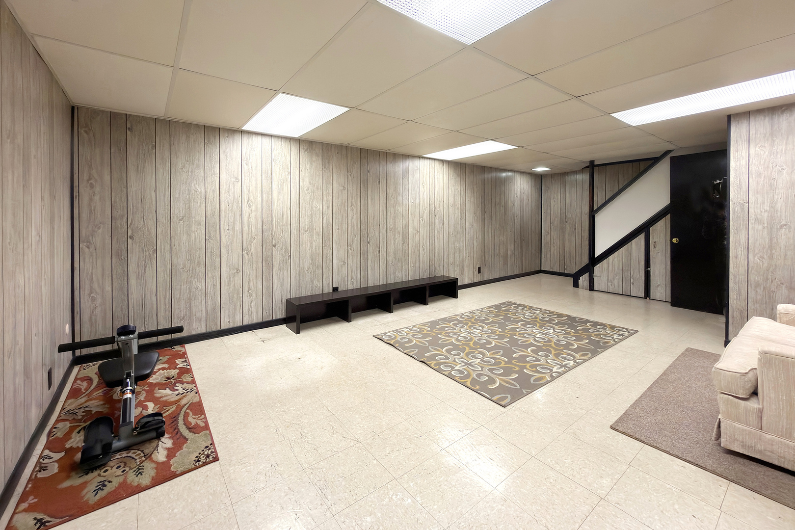 2022 E Woodview Drive Property Photo 36