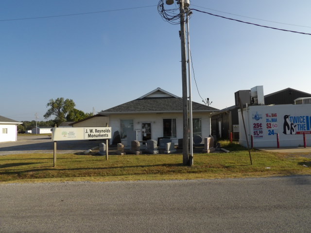 120 S Commercial Street Property Photo 2