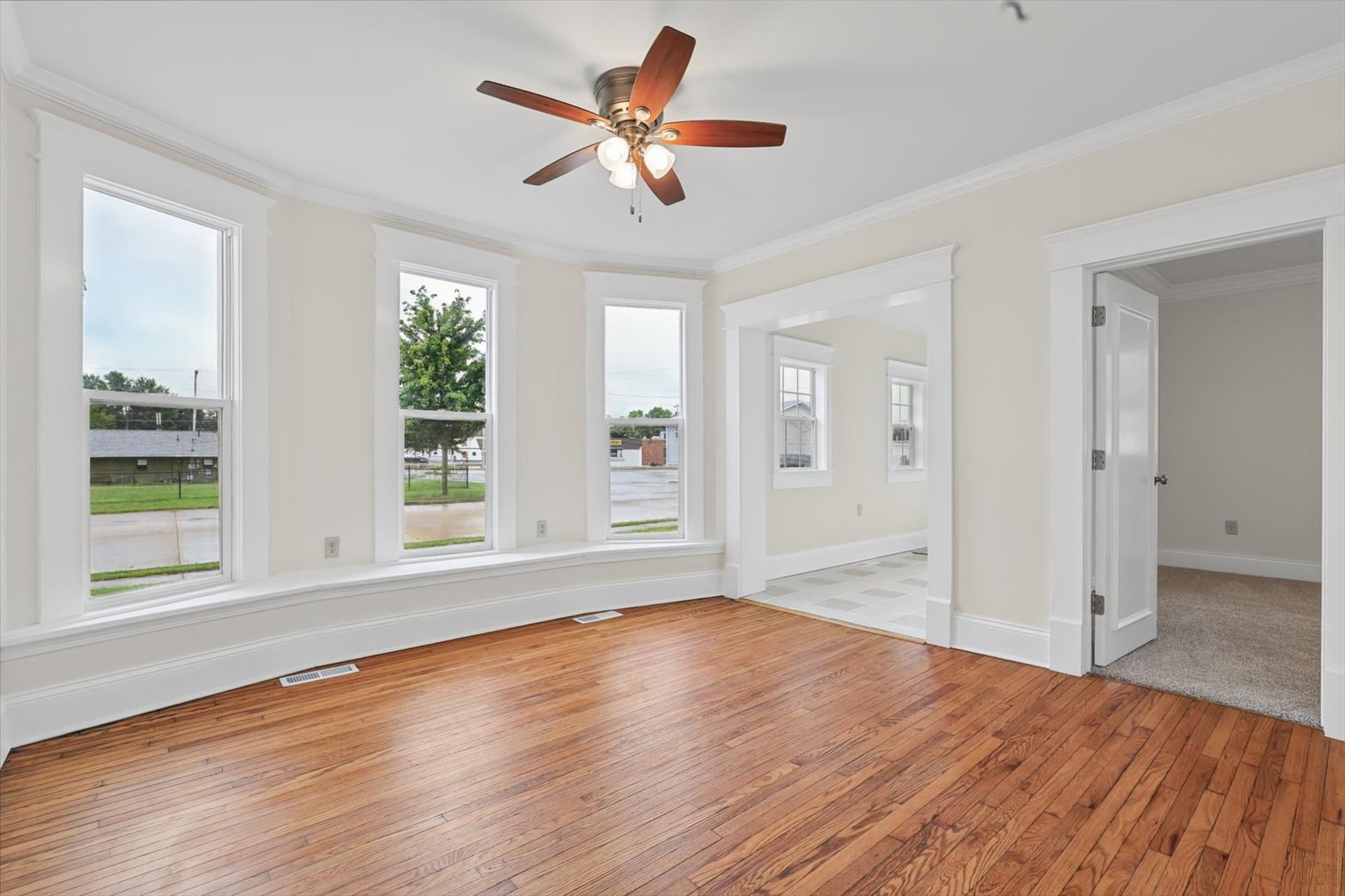 705 S Court Street Property Photo 12