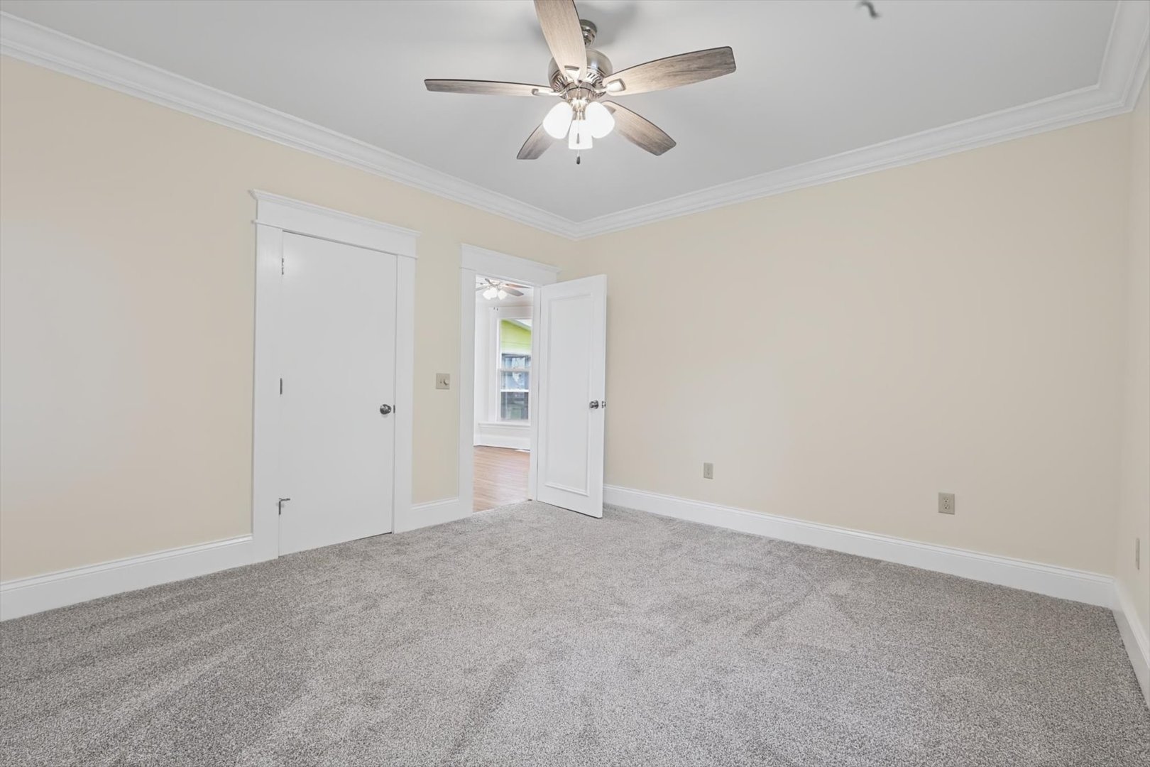 705 S Court Street Property Photo 15