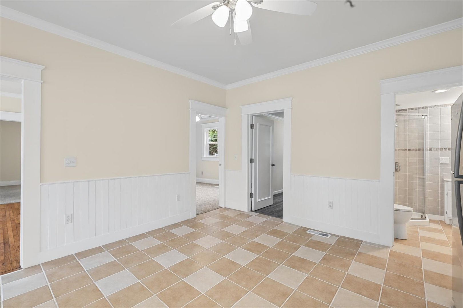705 S Court Street Property Photo 19