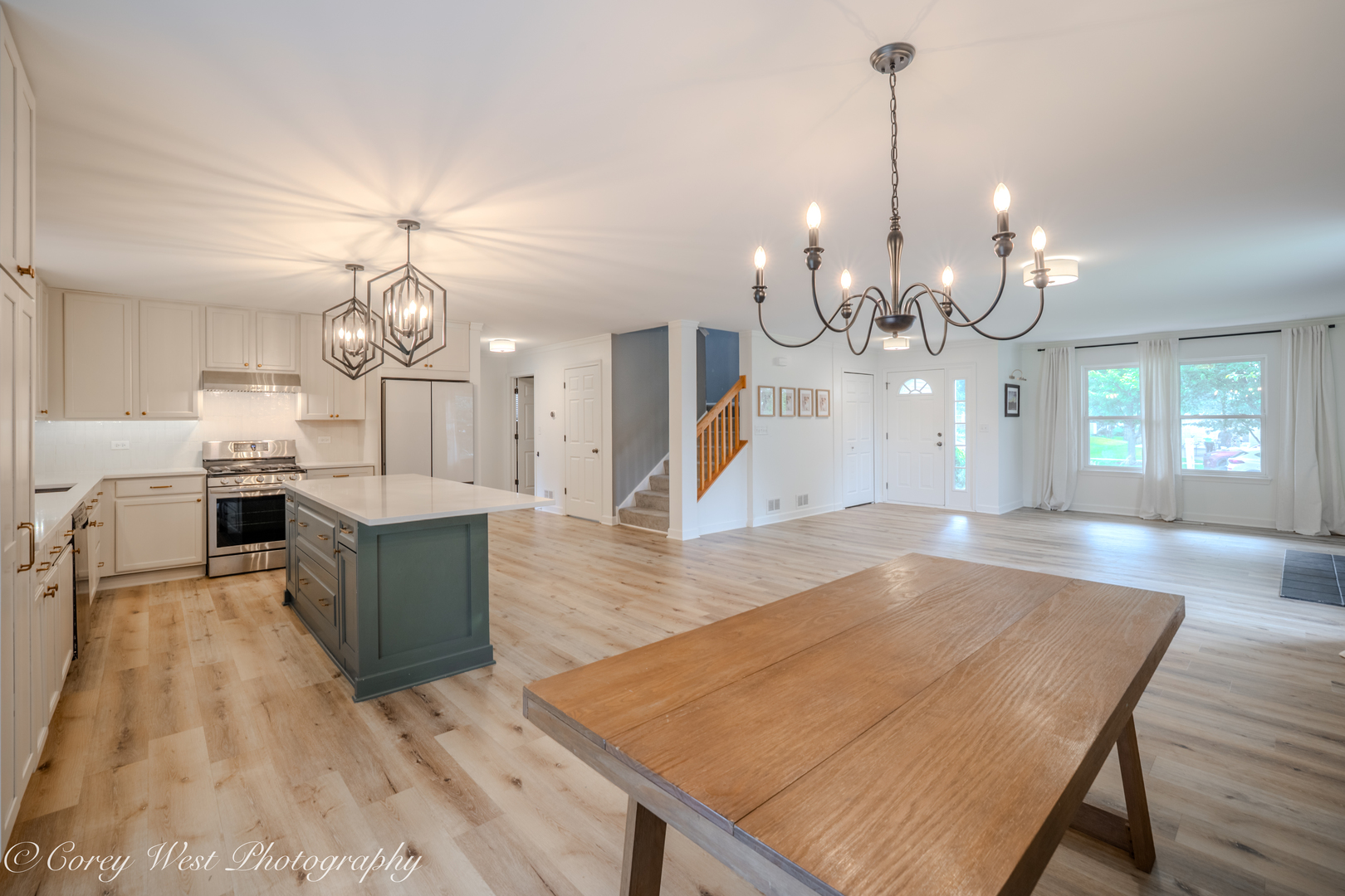 1140 Berry Street Property Photo 9