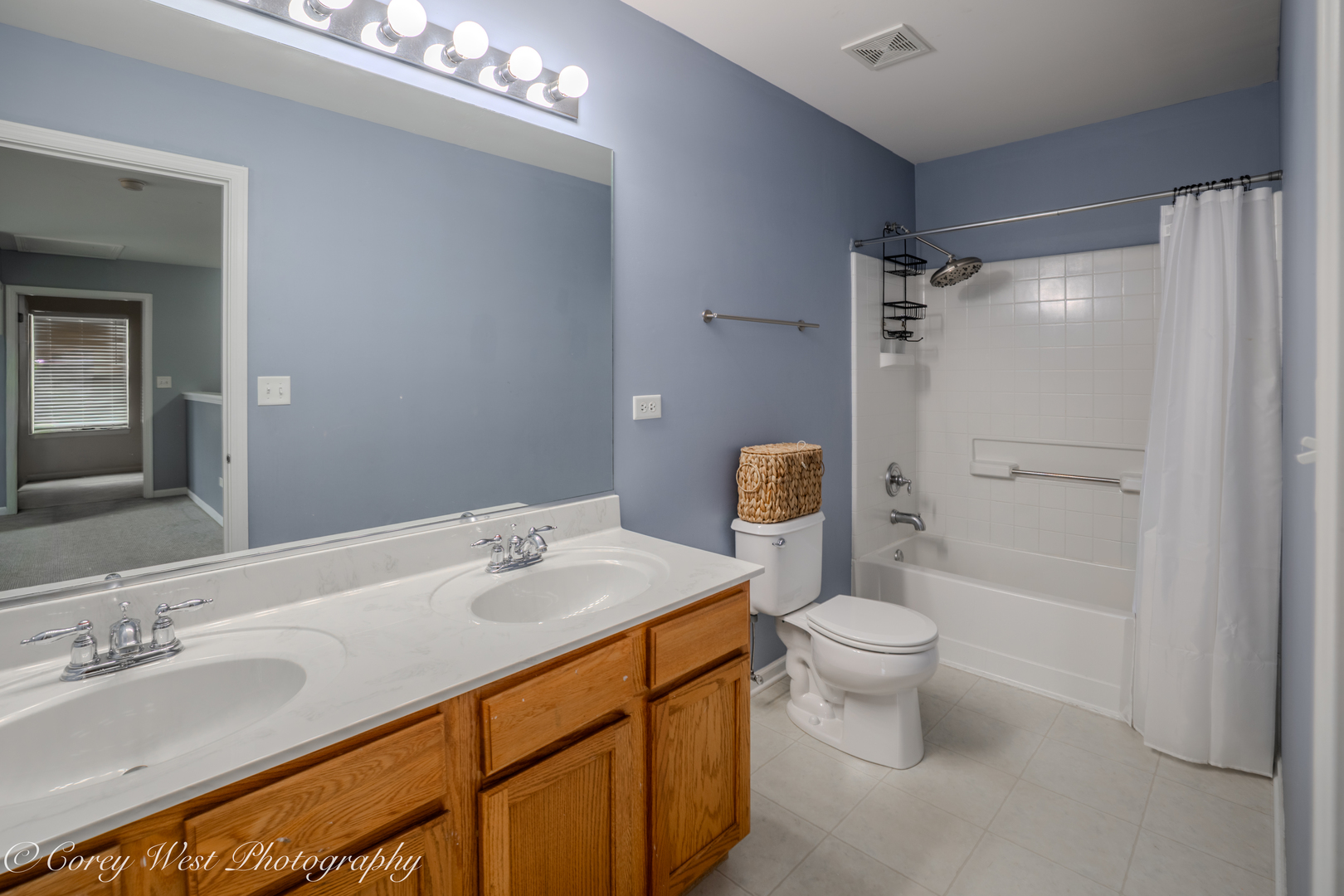 1140 Berry Street Property Photo 25