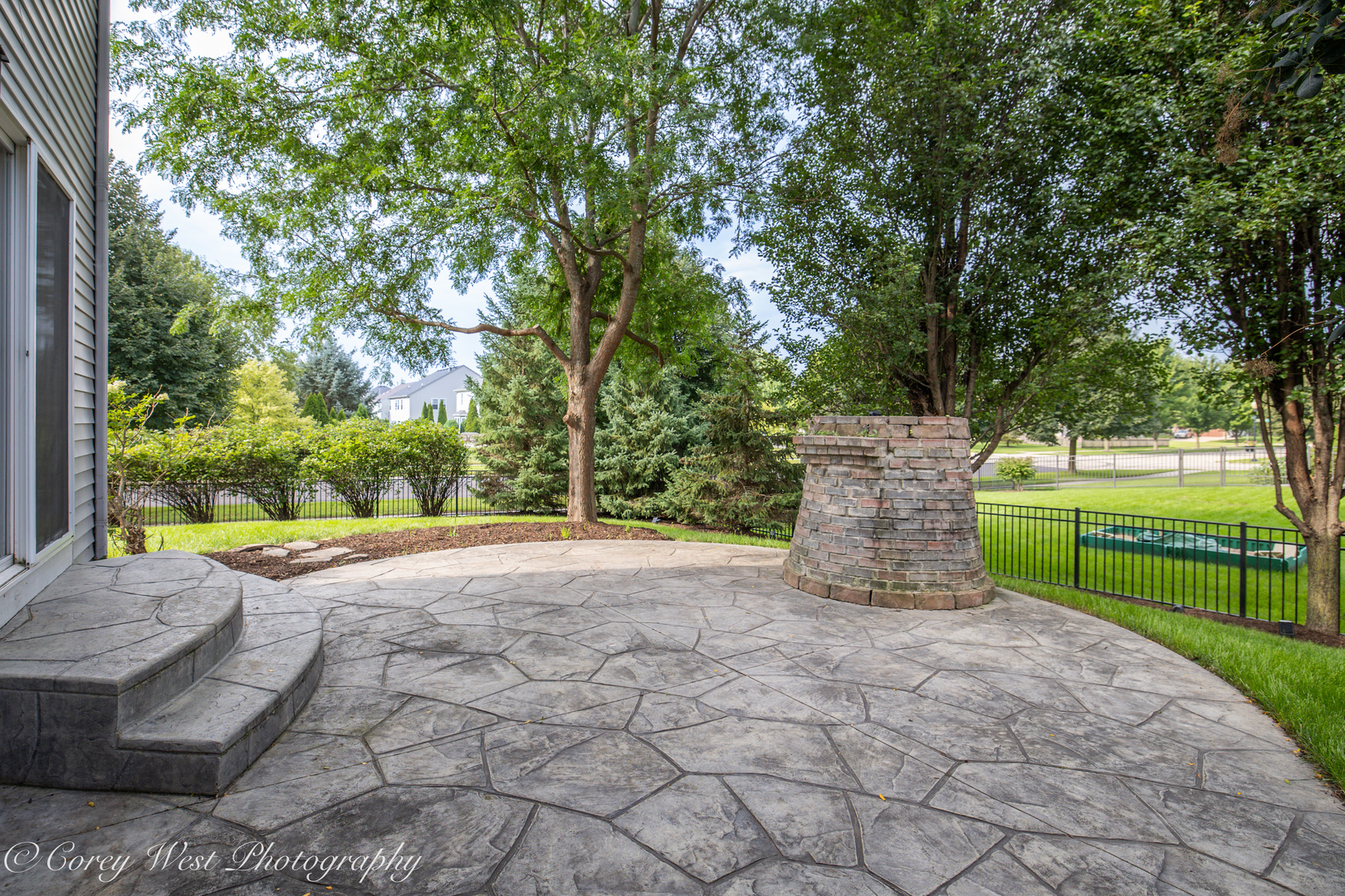 1140 Berry Street Property Photo 38