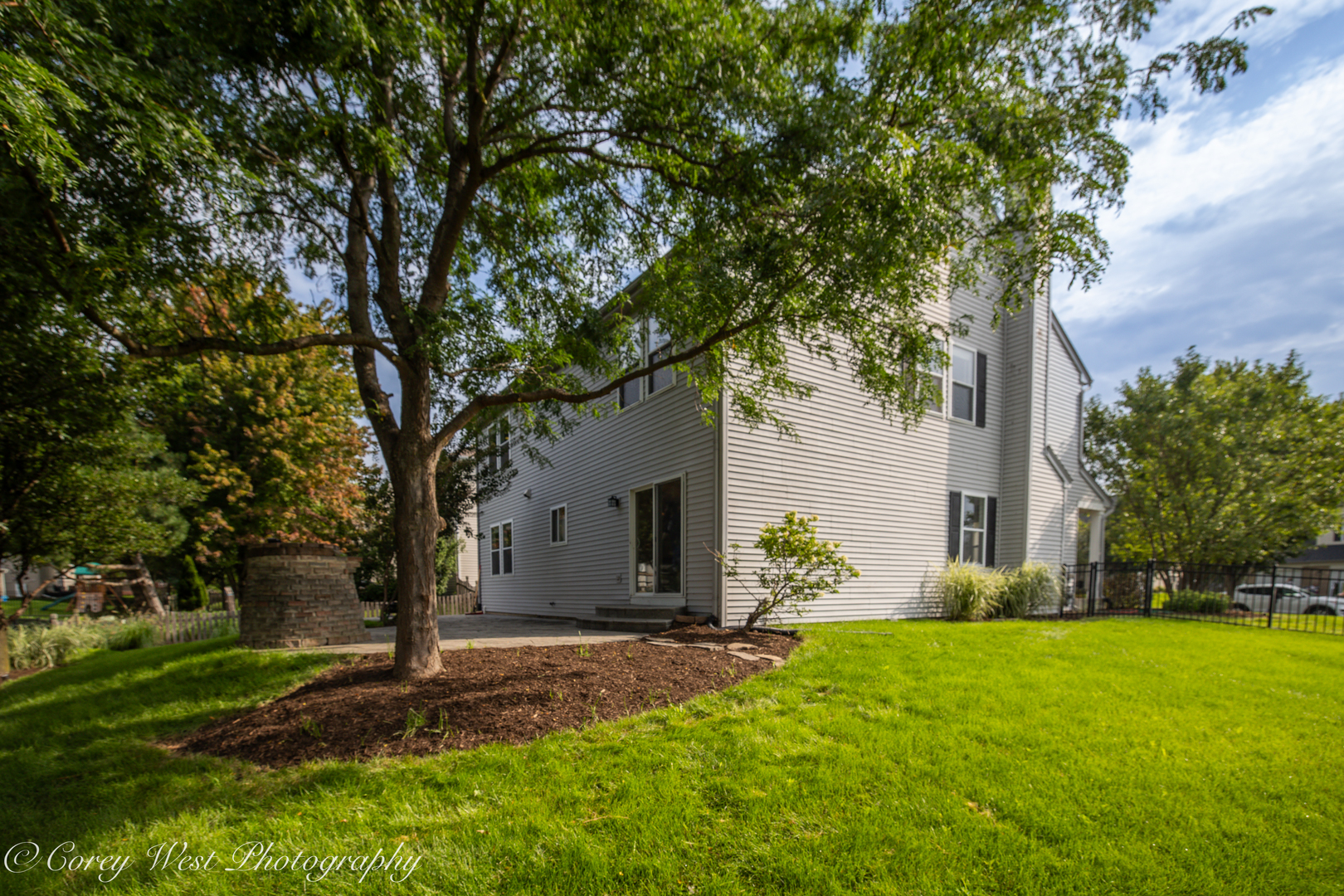 1140 Berry Street Property Photo 44