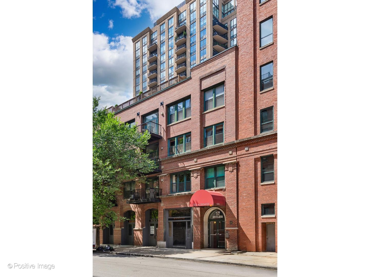 420 W Ontario Street 405 Property Photo 1