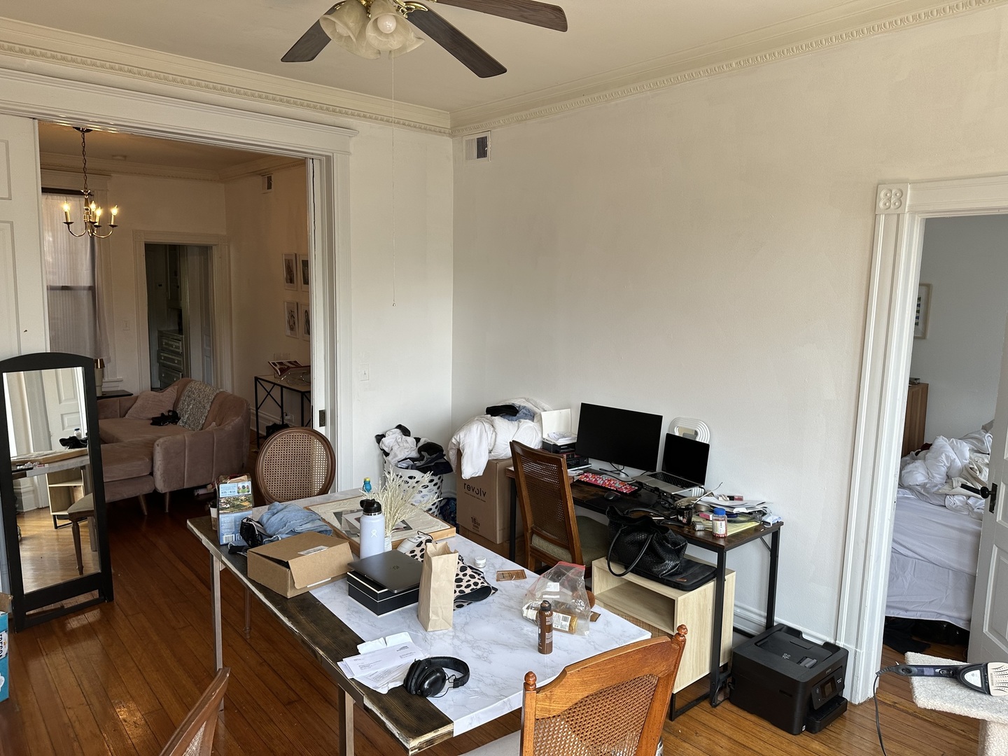 1020 W Belmont Avenue Property Photo 14