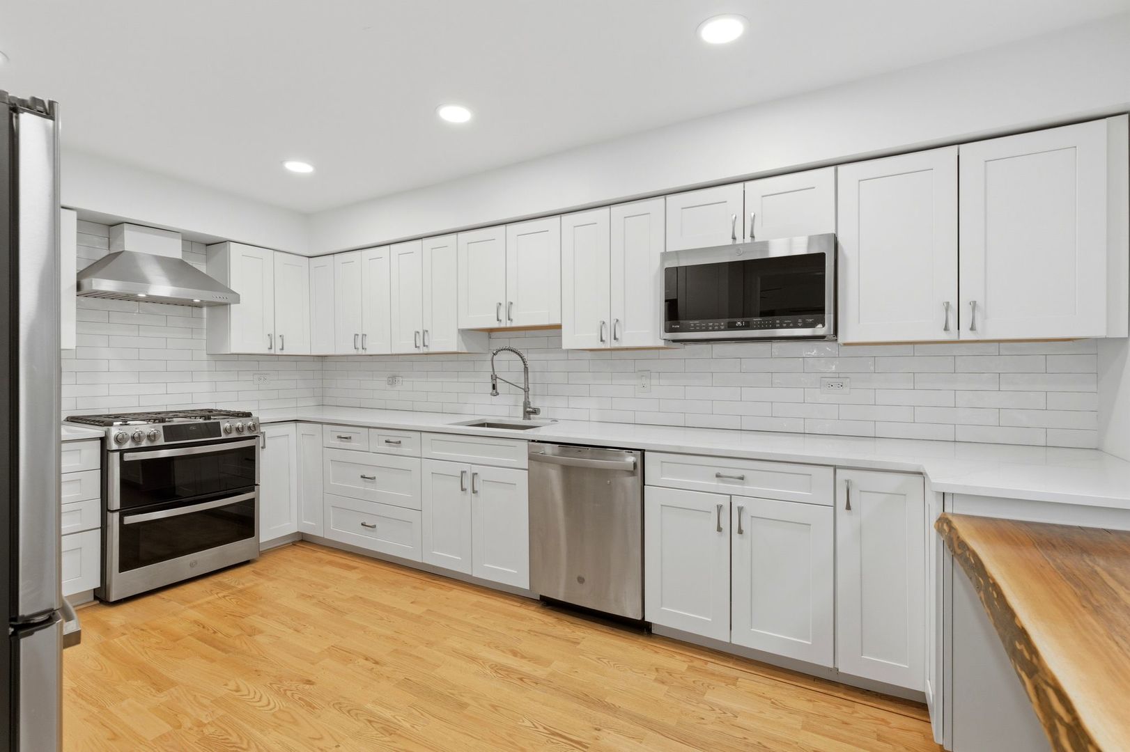 1310 Maple Avenue 2c Property Photo 2