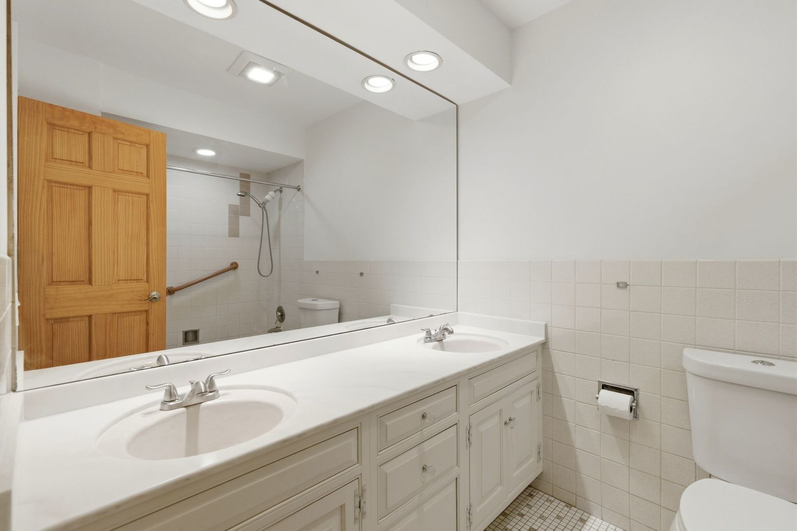 1310 Maple Avenue 2c Property Photo 12