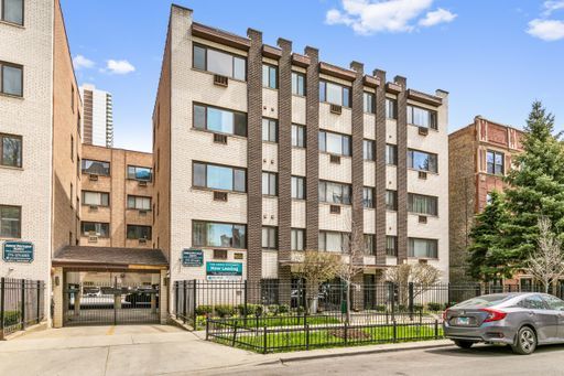 6029 N Winthrop Avenue 401 Property Photo 1