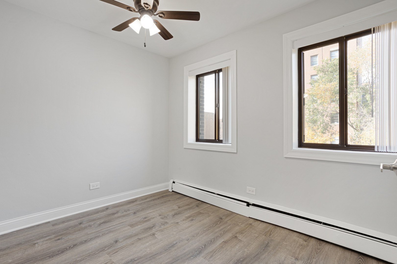 6029 N Winthrop Avenue 401 Property Photo 8