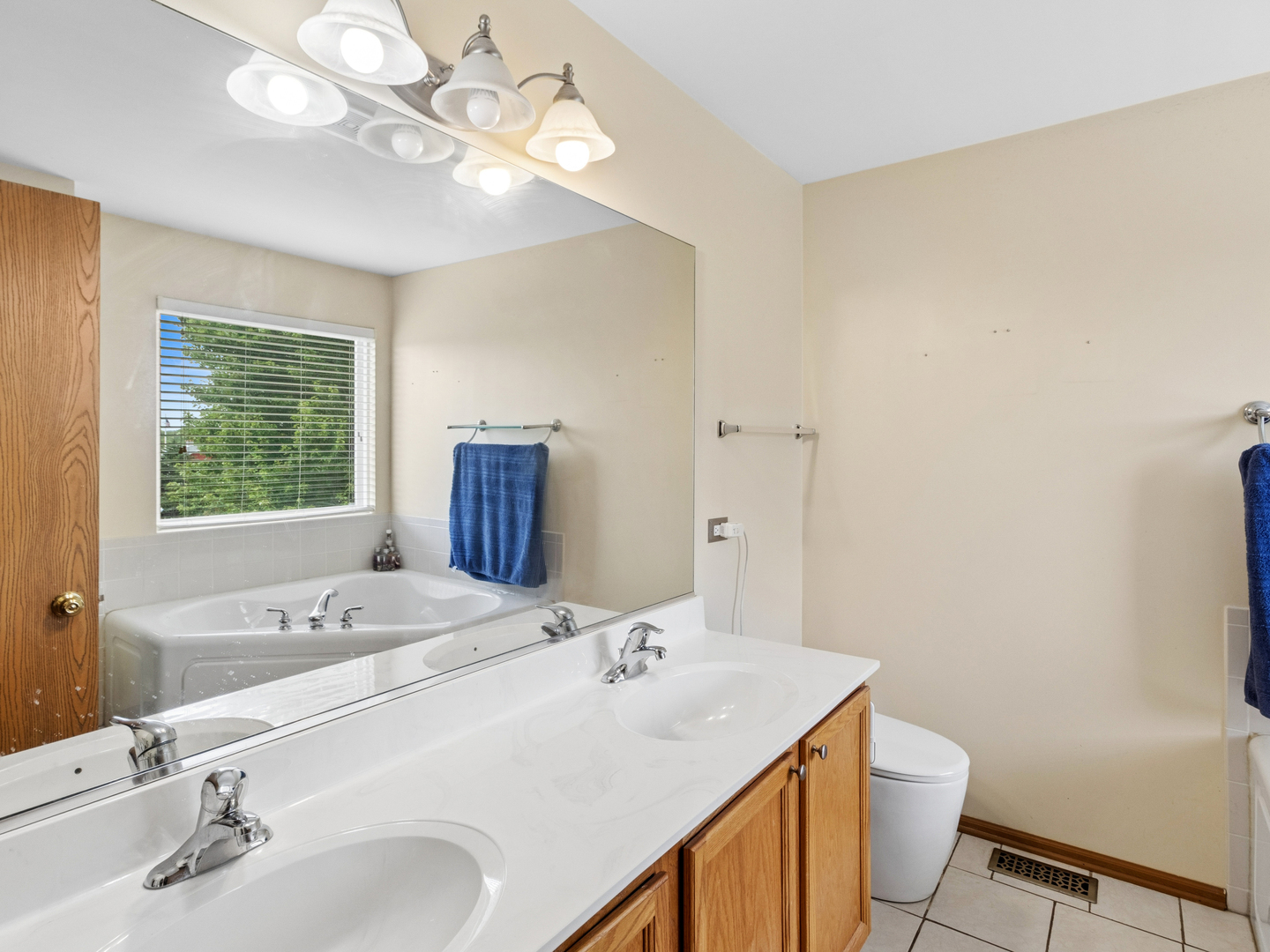240 W Winding Trail Circle Property Photo 12