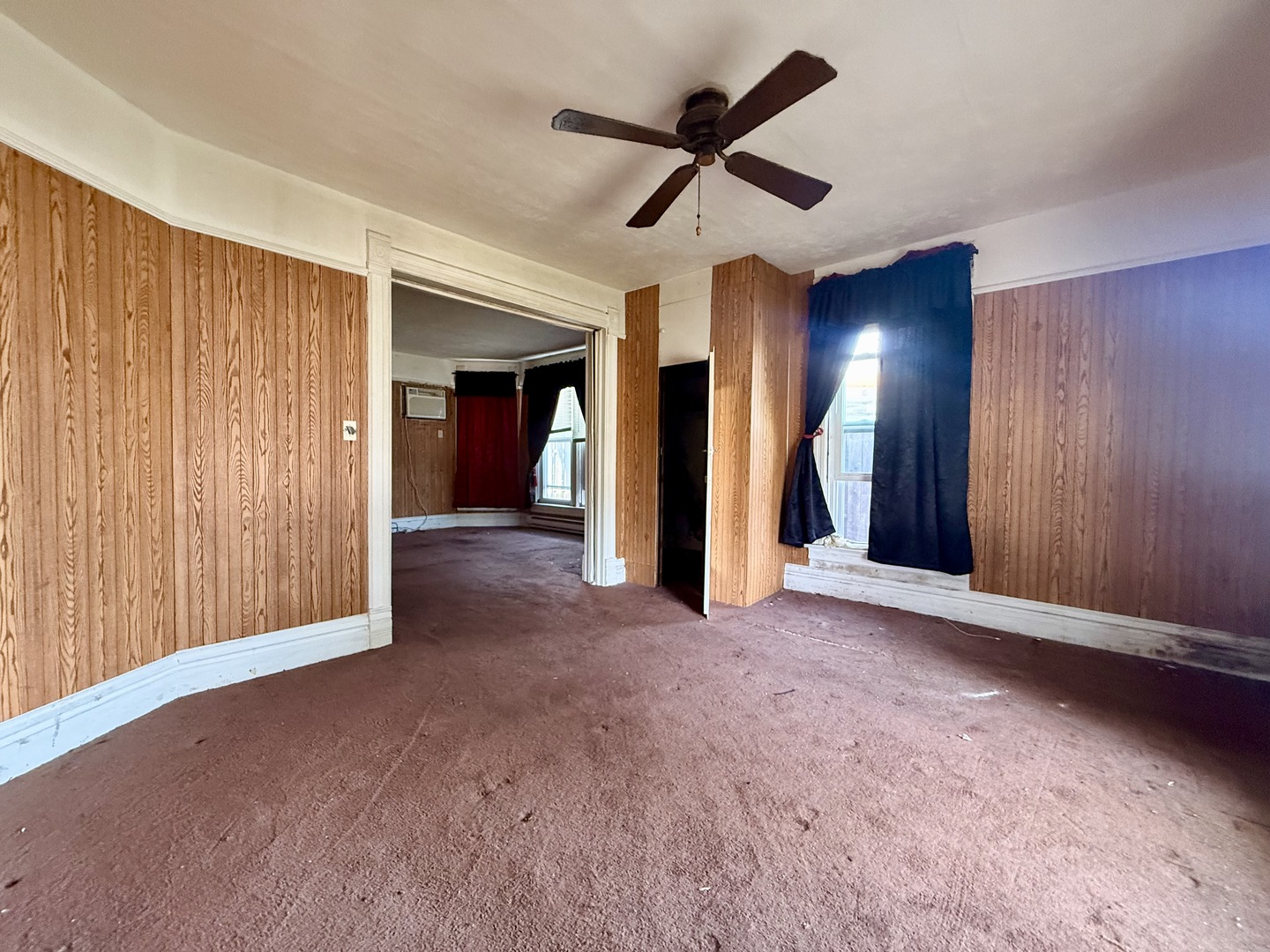 154 E Third Street Property Photo 15