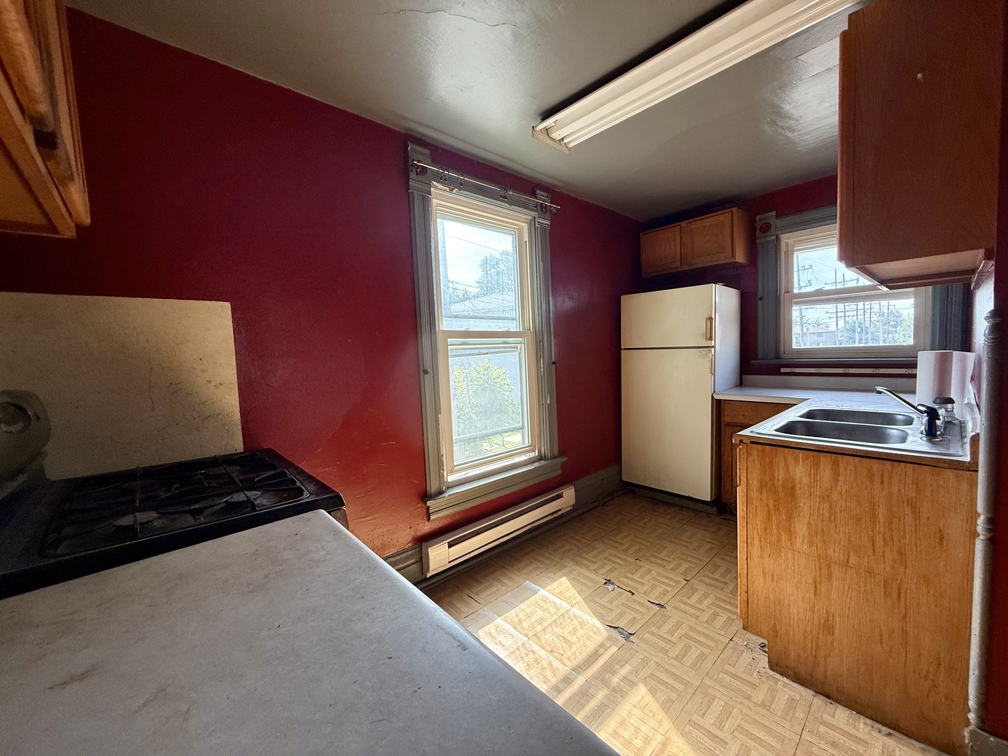 154 E Third Street Property Photo 19