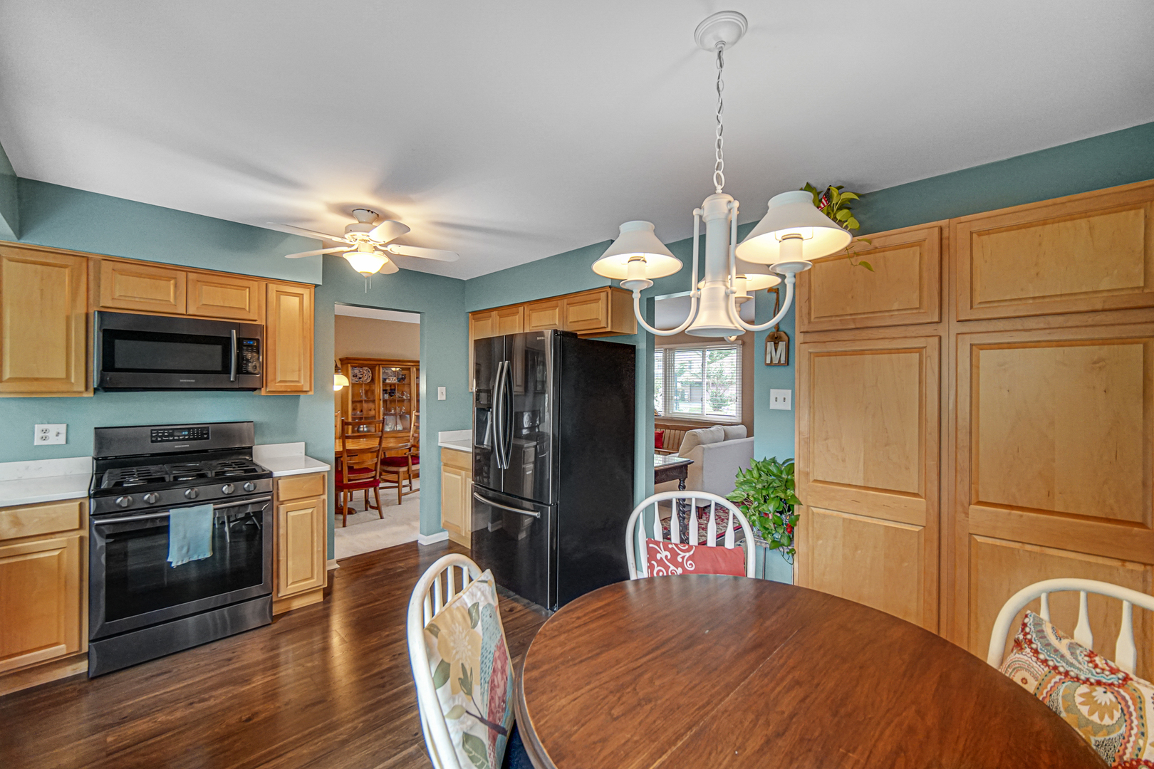 1061 185th Place Property Photo 7