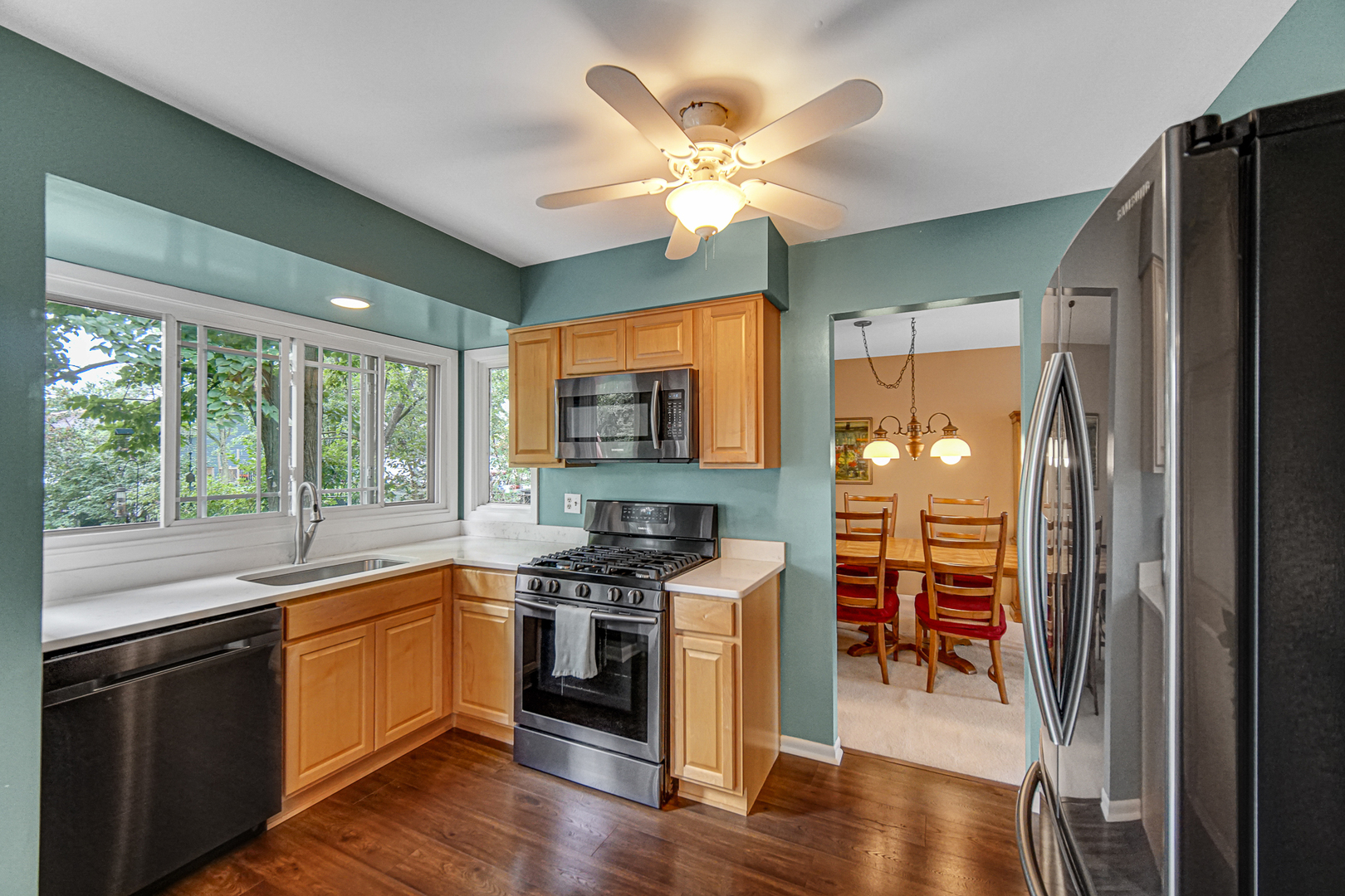 1061 185th Place Property Photo 9