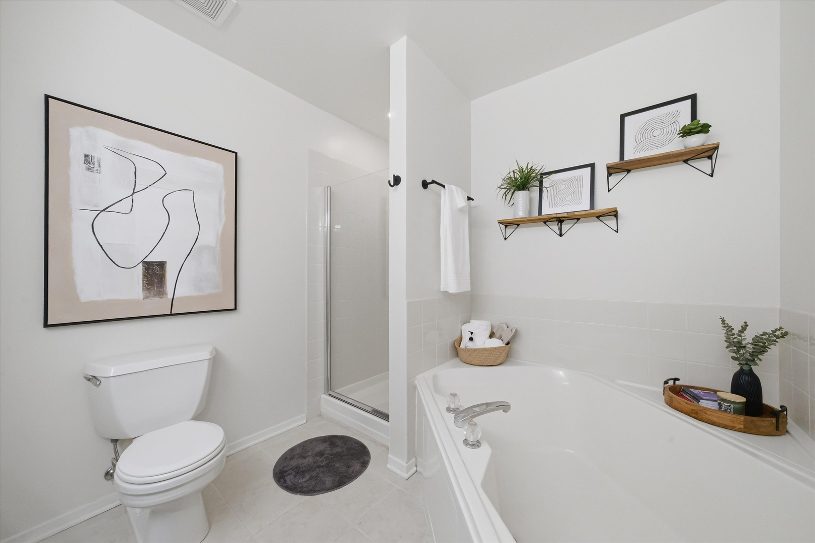 375 W Erie Street 412 Property Photo 17