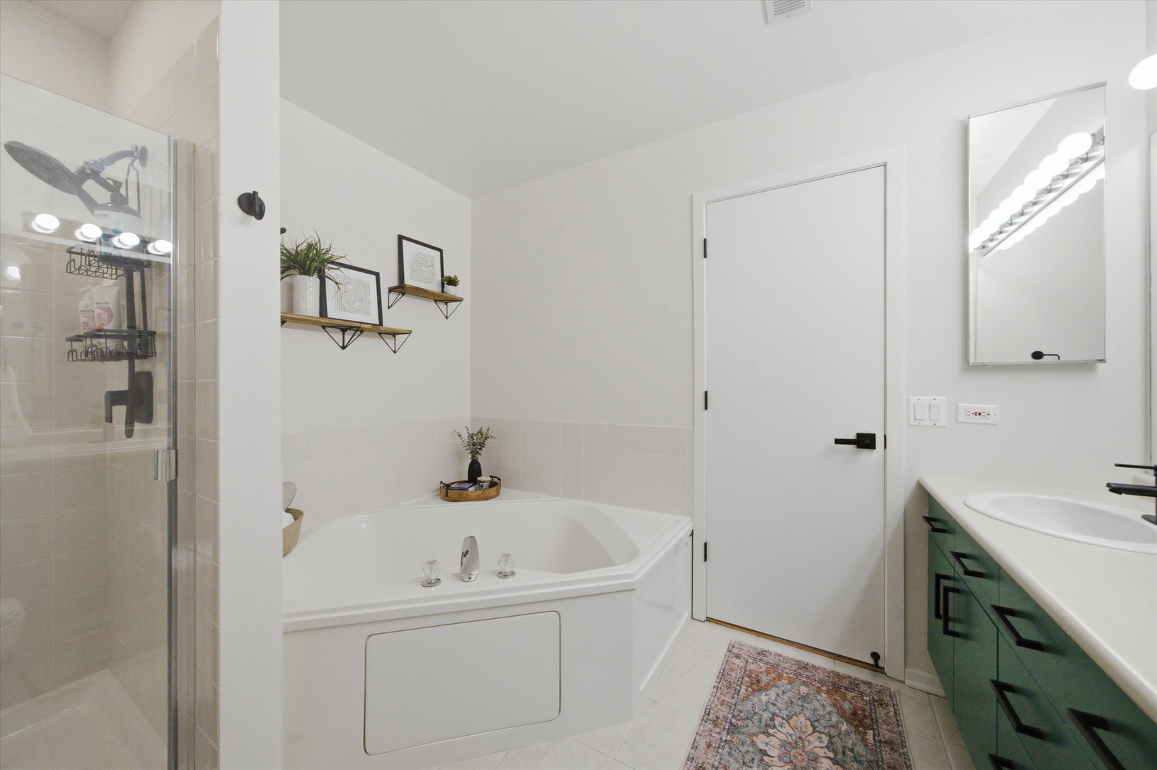 375 W Erie Street 412 Property Photo 18