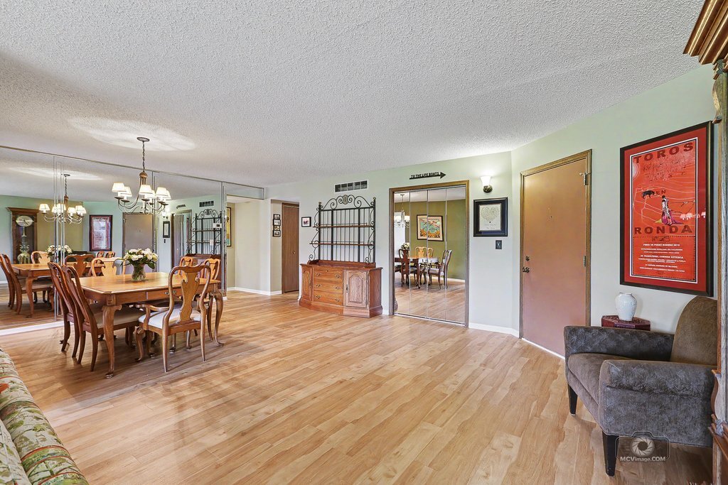11657 S Matterhorn Circle 102 Property Photo 8