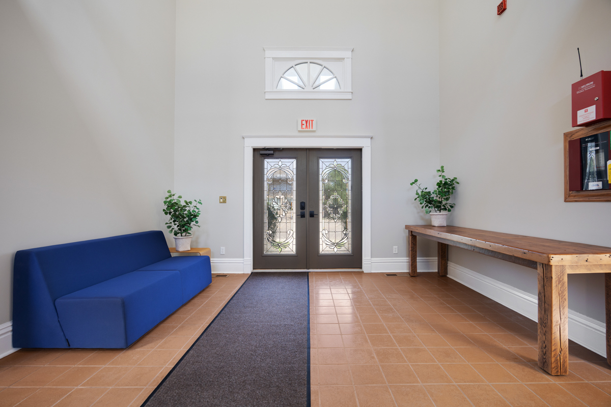 121 N Washington Street Property Photo 3