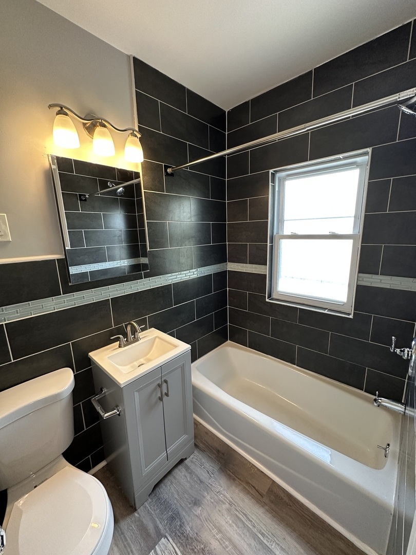 5745 W Wellington Avenue 2 Property Photo 10
