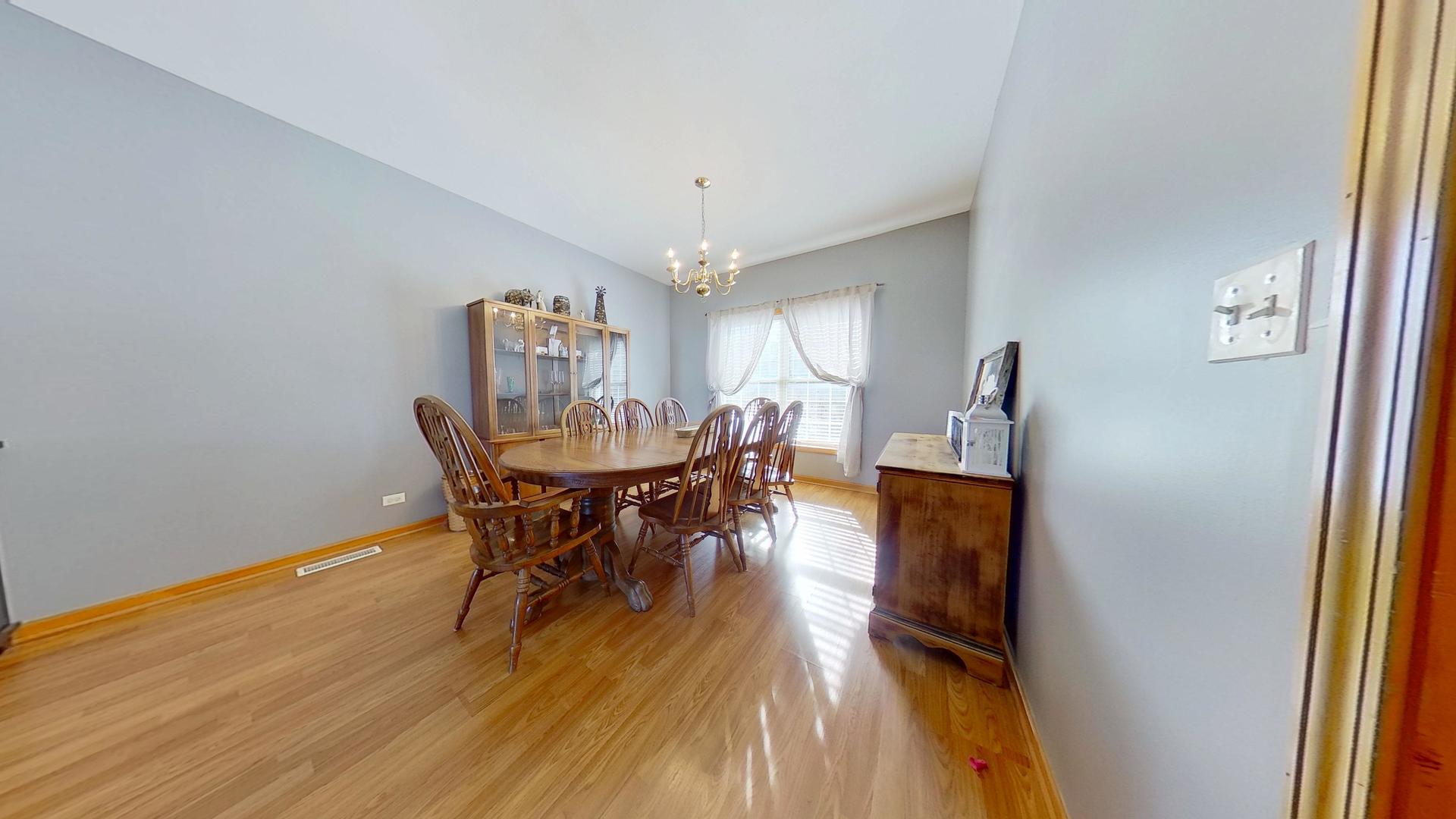 545 S Huntley Street Property Photo 9
