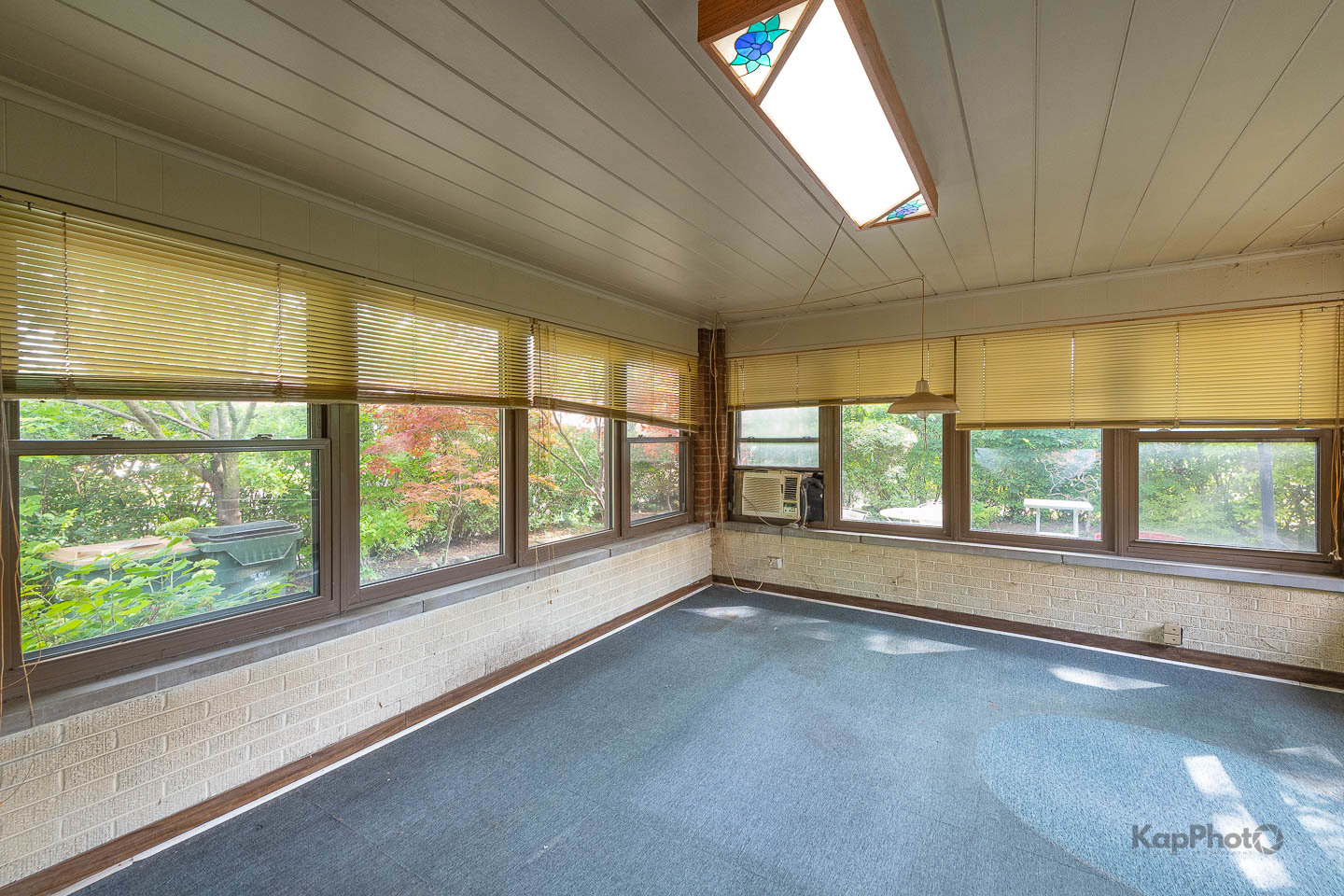 6557 N Christiana Avenue Property Photo 12