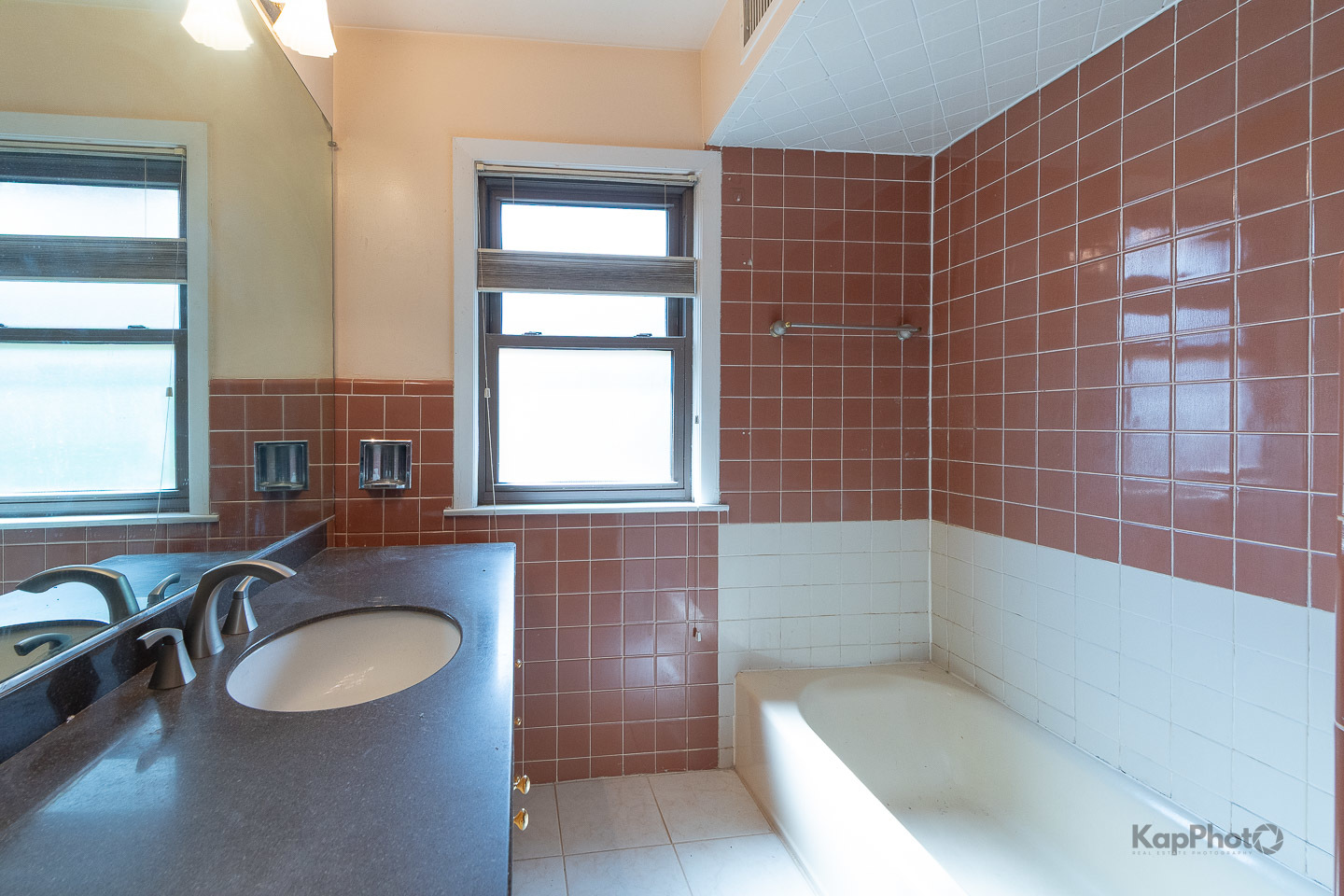 6557 N Christiana Avenue Property Photo 21