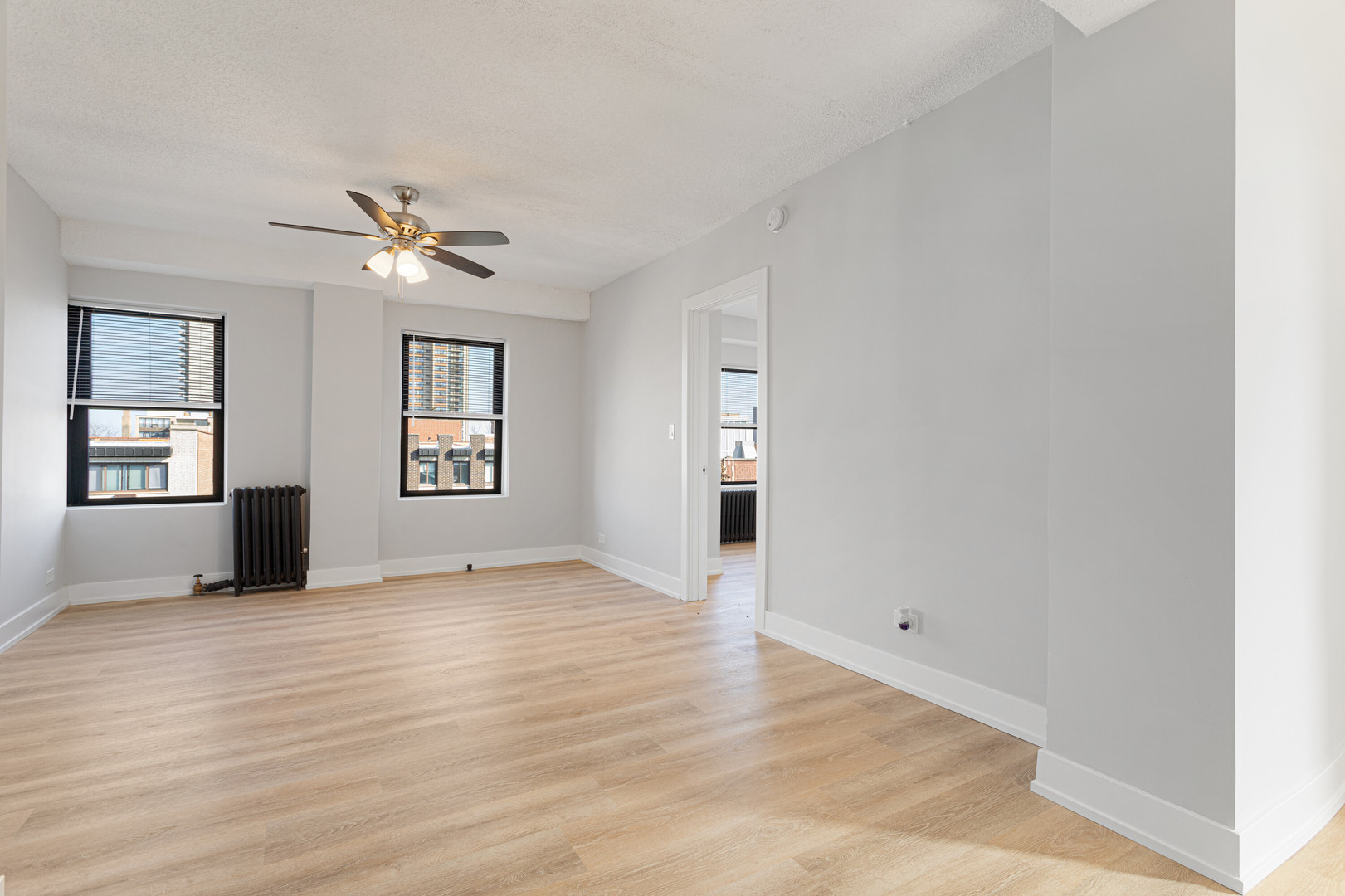 6026 N Winthrop Avenue 6f Property Photo 5